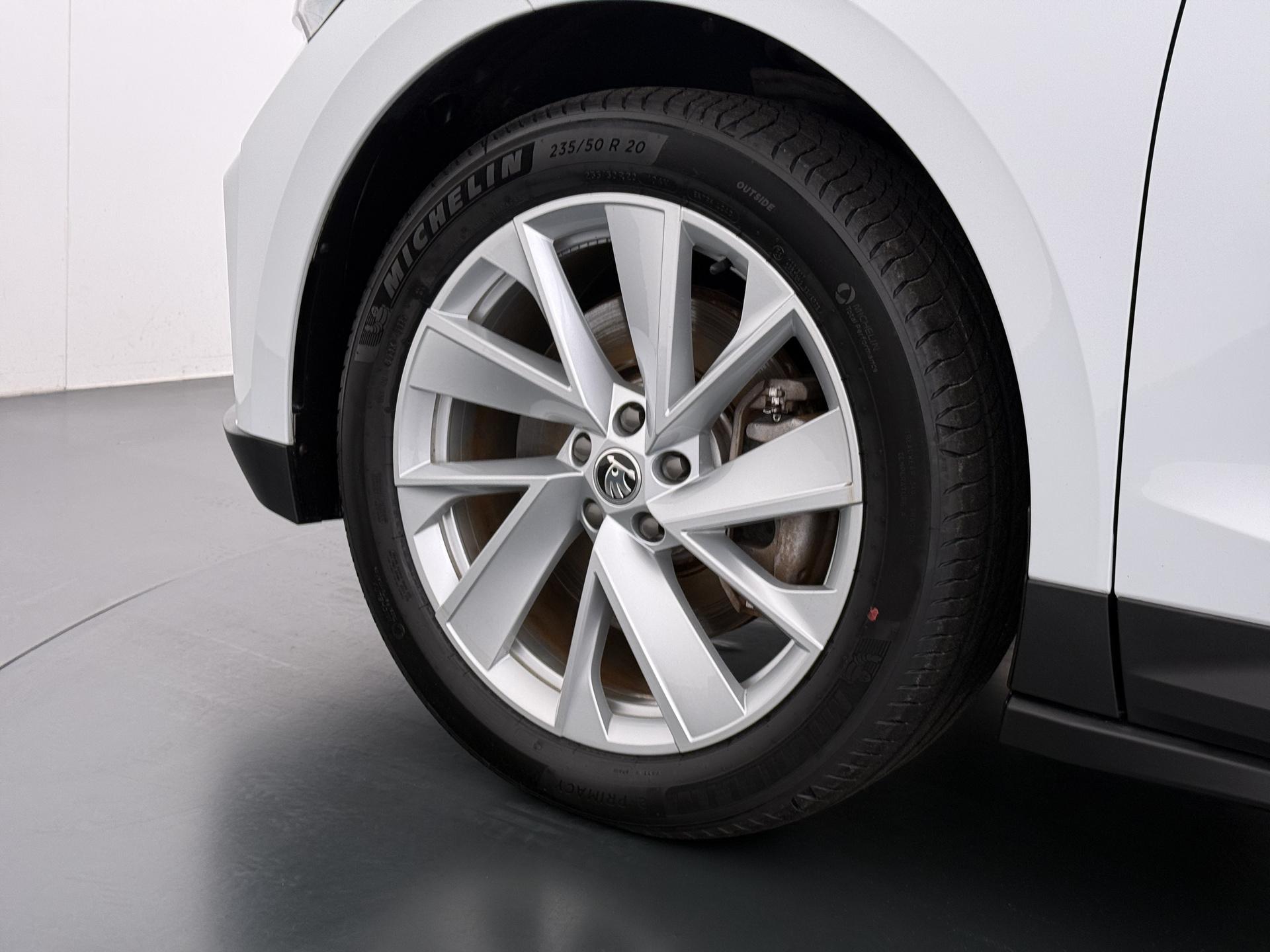 Skoda Enyaq iV 80 11