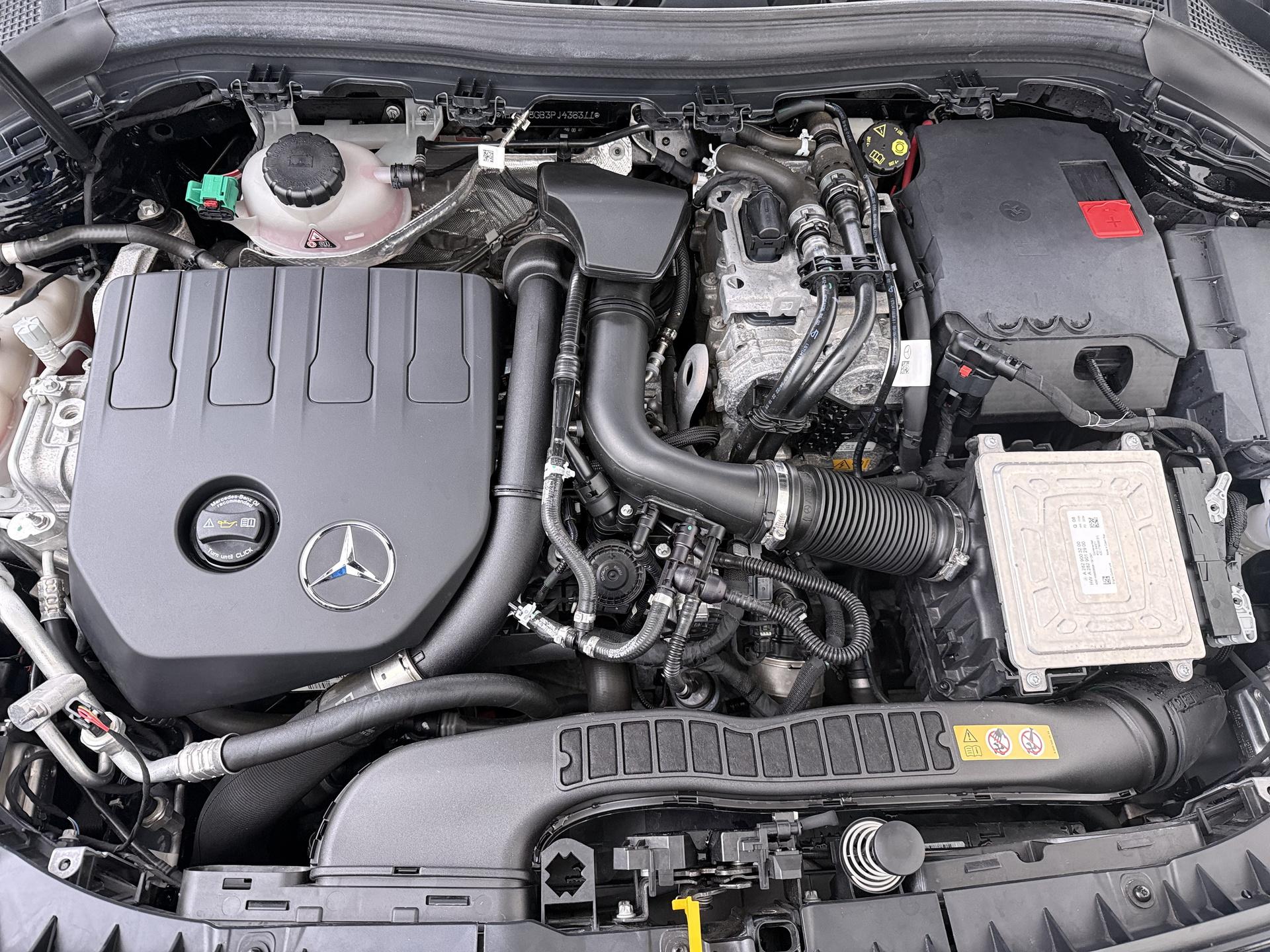 Mercedes-Benz B-klasse 250 e AMG Line 8