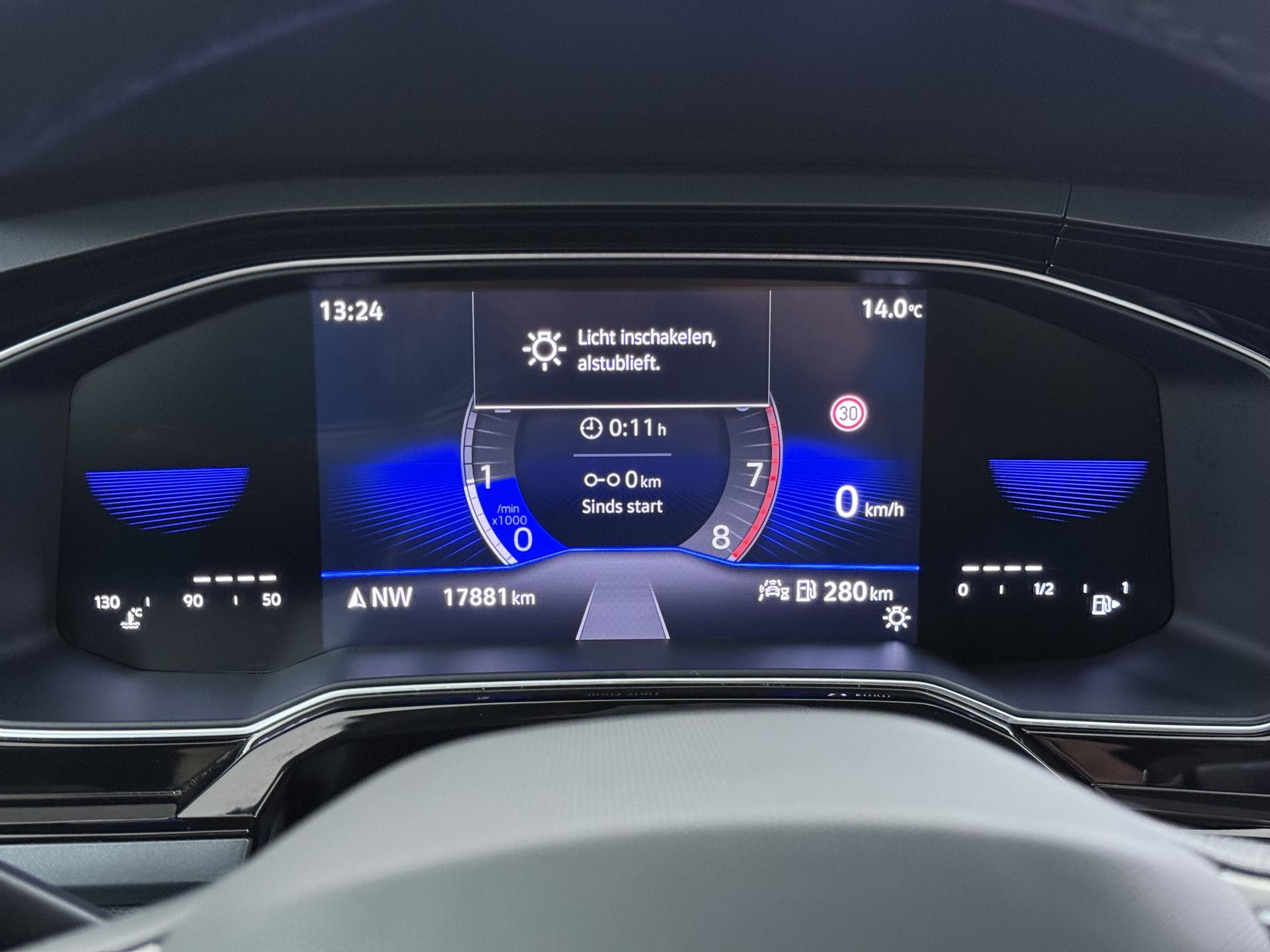 Volkswagen Polo 1.0 TSI R-Line 24