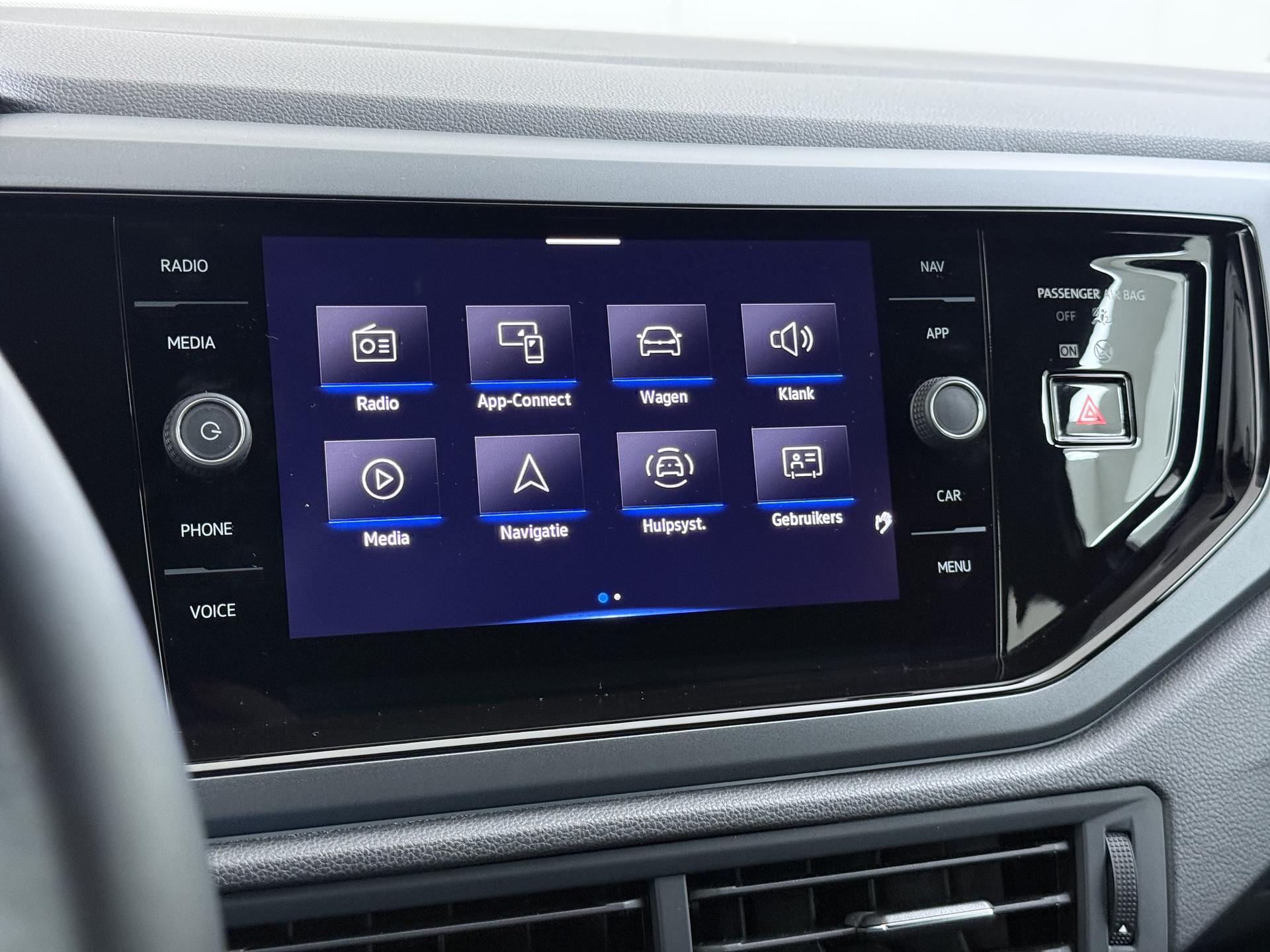 Volkswagen Polo 1.0 TSI R-Line 25