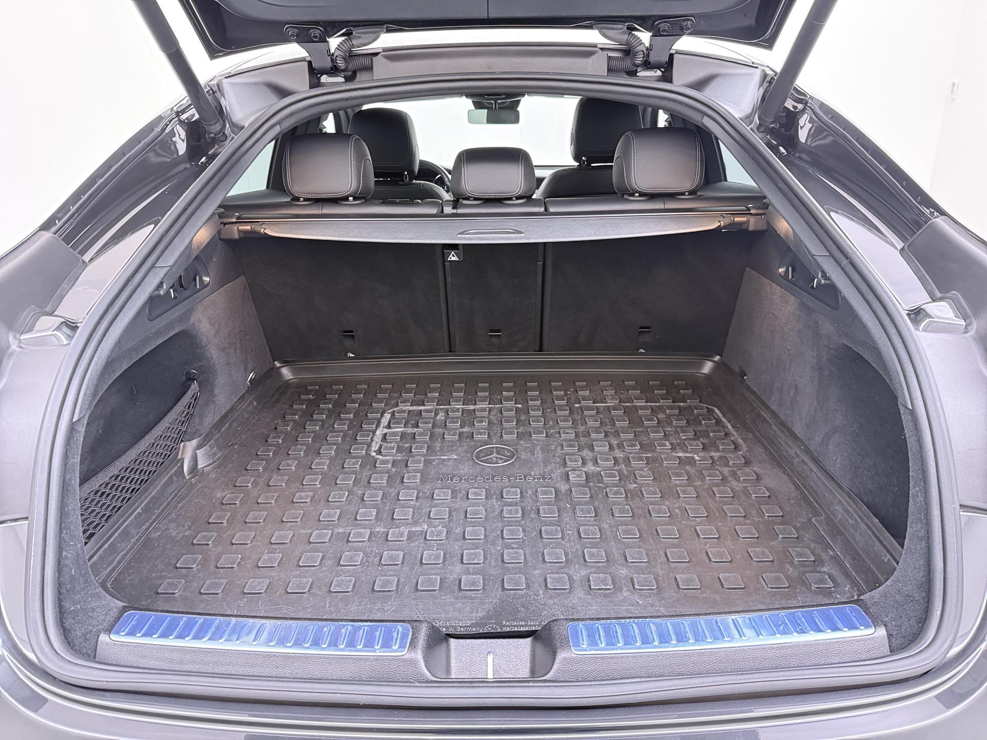 Mercedes-Benz GLC-klasse Coupé 300e 4MATIC Business Solution AMG 14