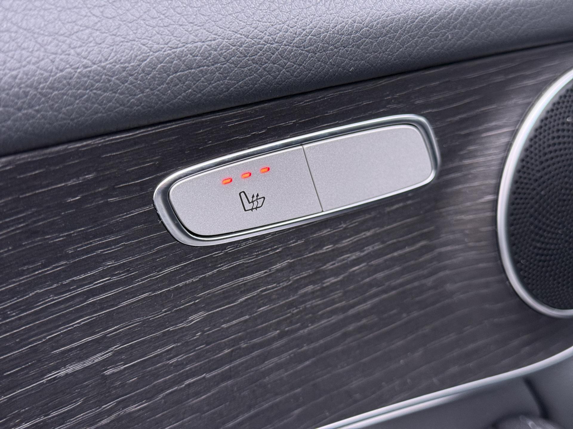 Mercedes-Benz GLC-klasse Coupé 300e 4MATIC Business Solution AMG 19