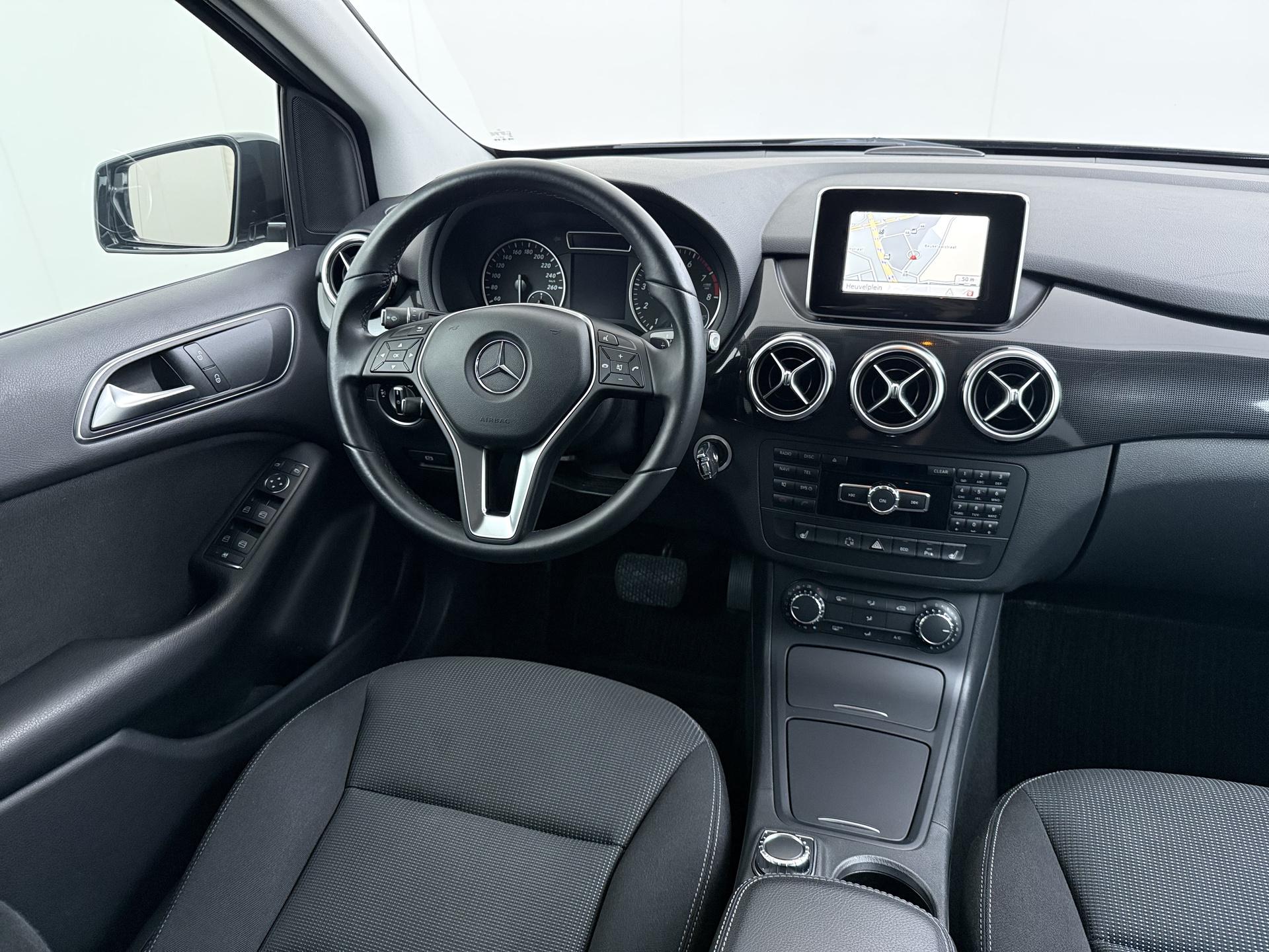 Mercedes-Benz B-klasse 180 19