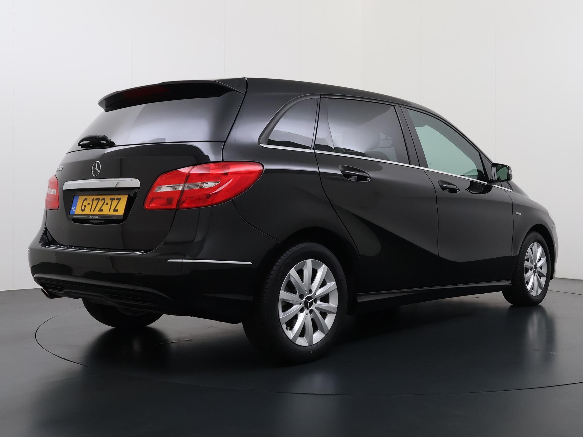 Mercedes-Benz B-klasse 180 2