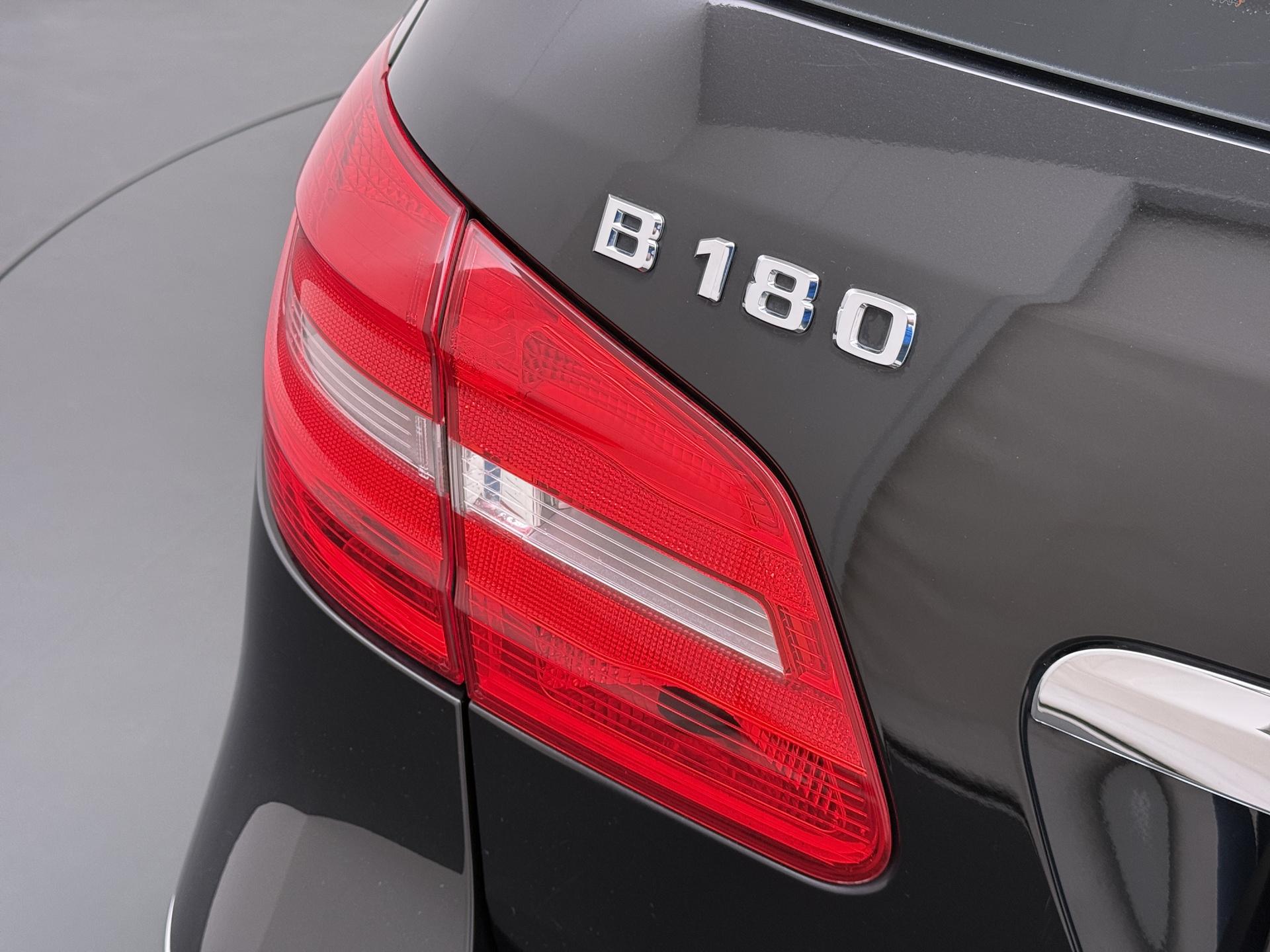 Mercedes-Benz B-klasse 180 30