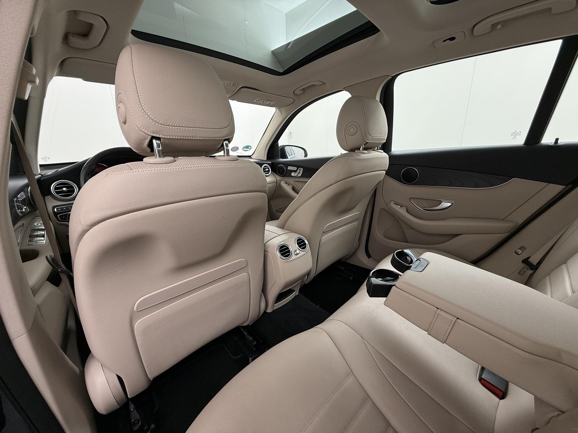 Mercedes-Benz GLC-klasse 250 4MATIC Premium Plus 23