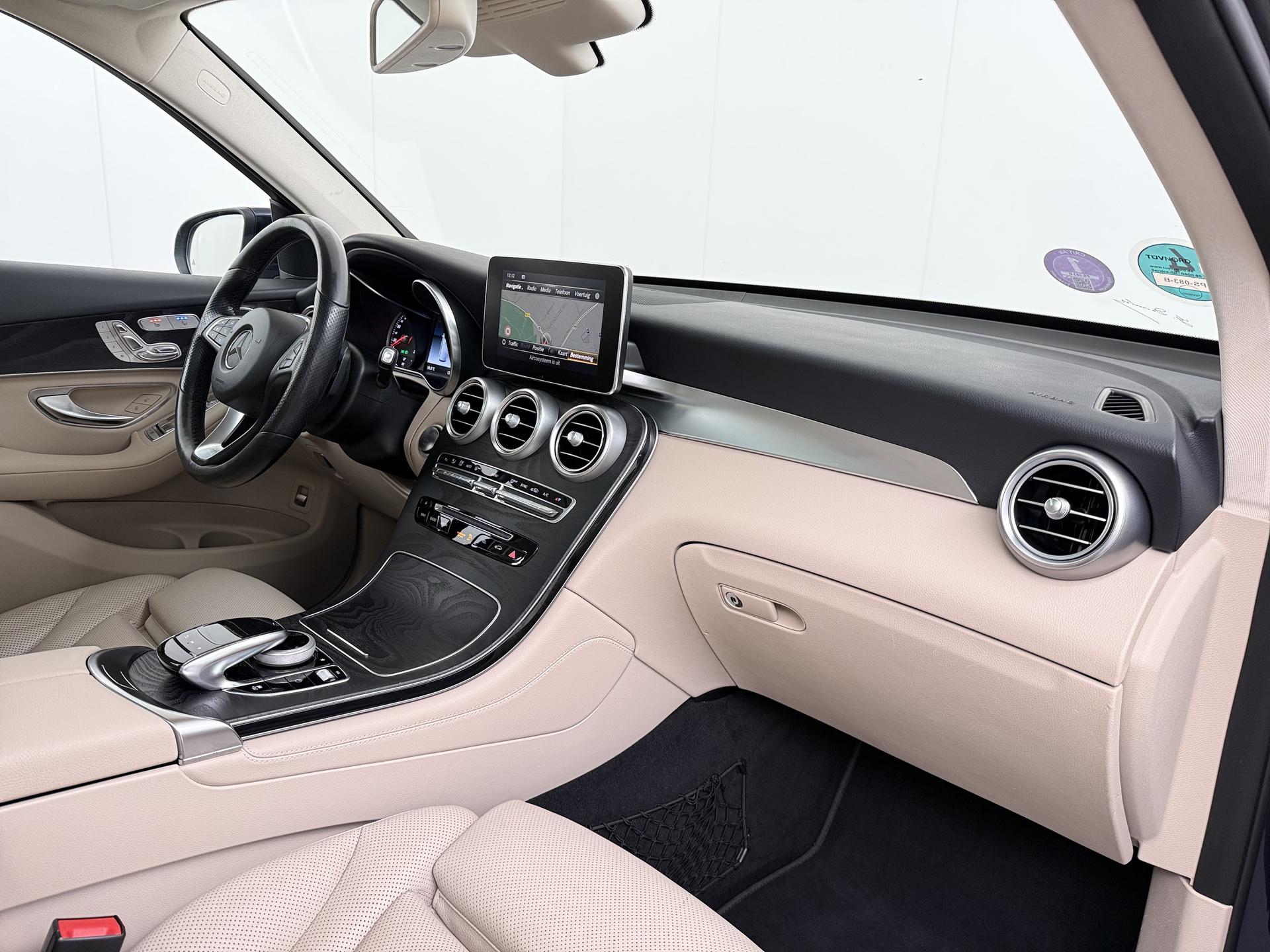 Mercedes-Benz GLC-klasse 250 4MATIC Premium Plus 41