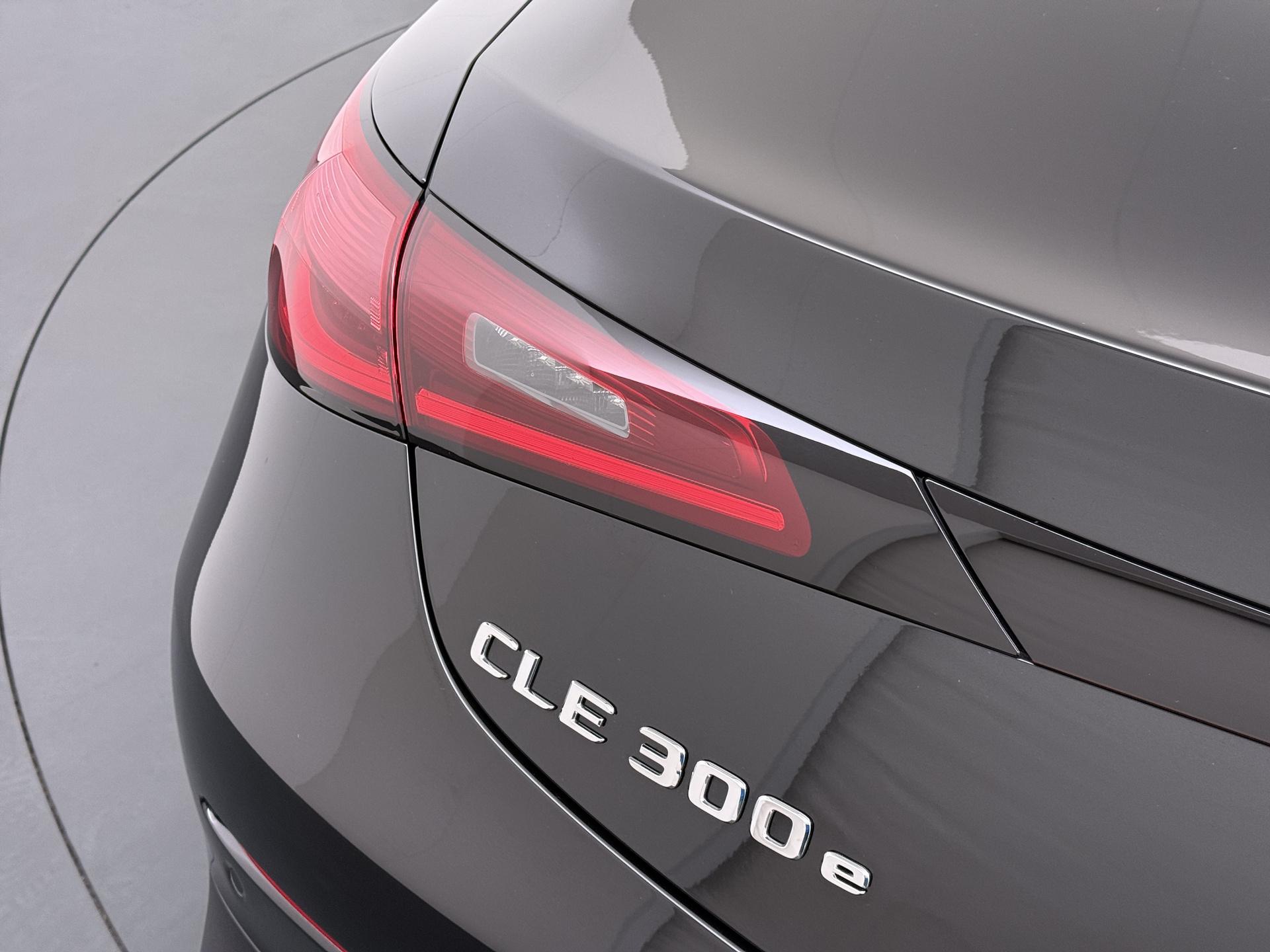 Mercedes-Benz CLE 300 e AMG Line Premium 11