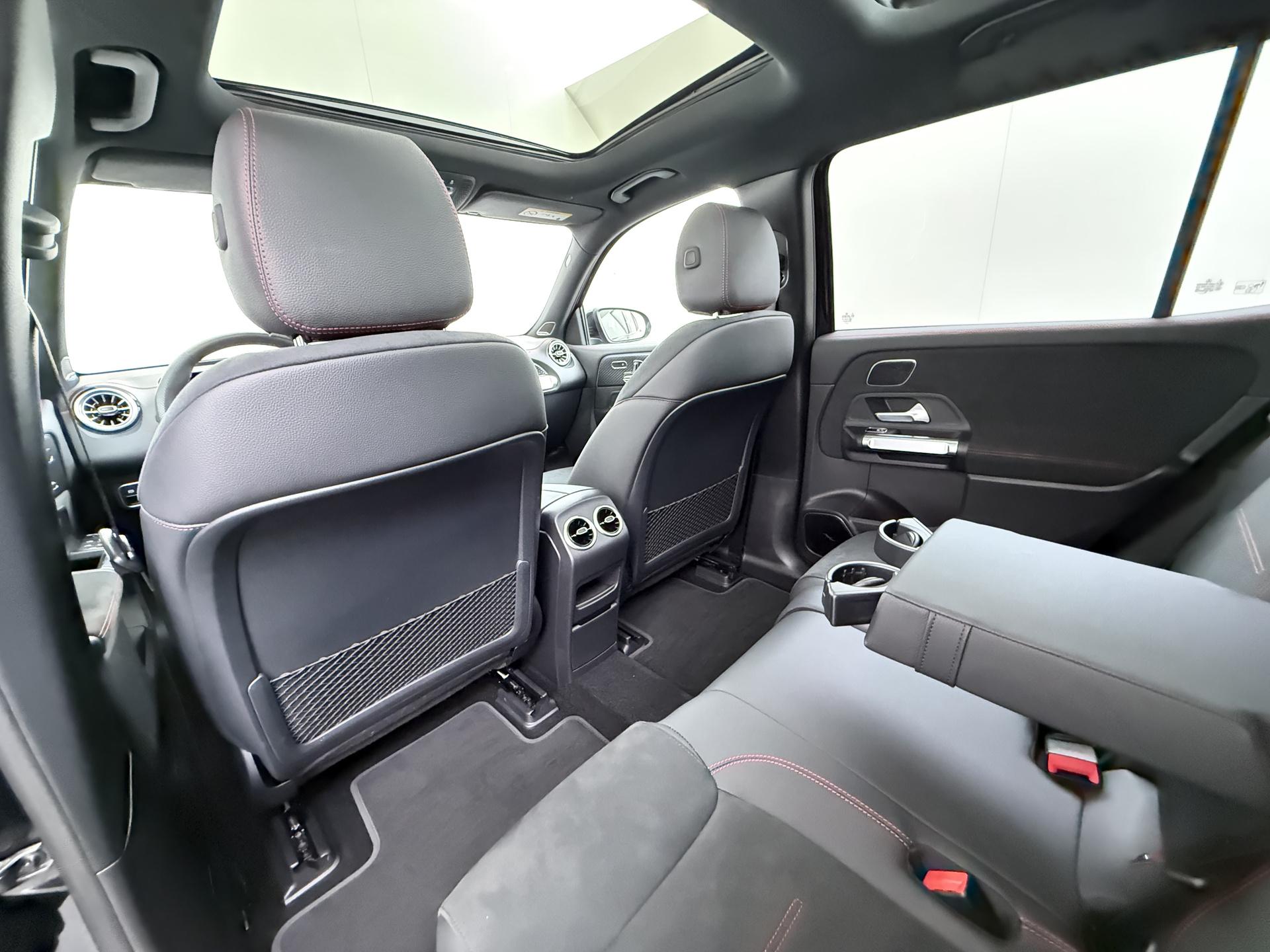 Mercedes-Benz EQB 250+ AMG Line 7-persoons 71 kWh Accu 29