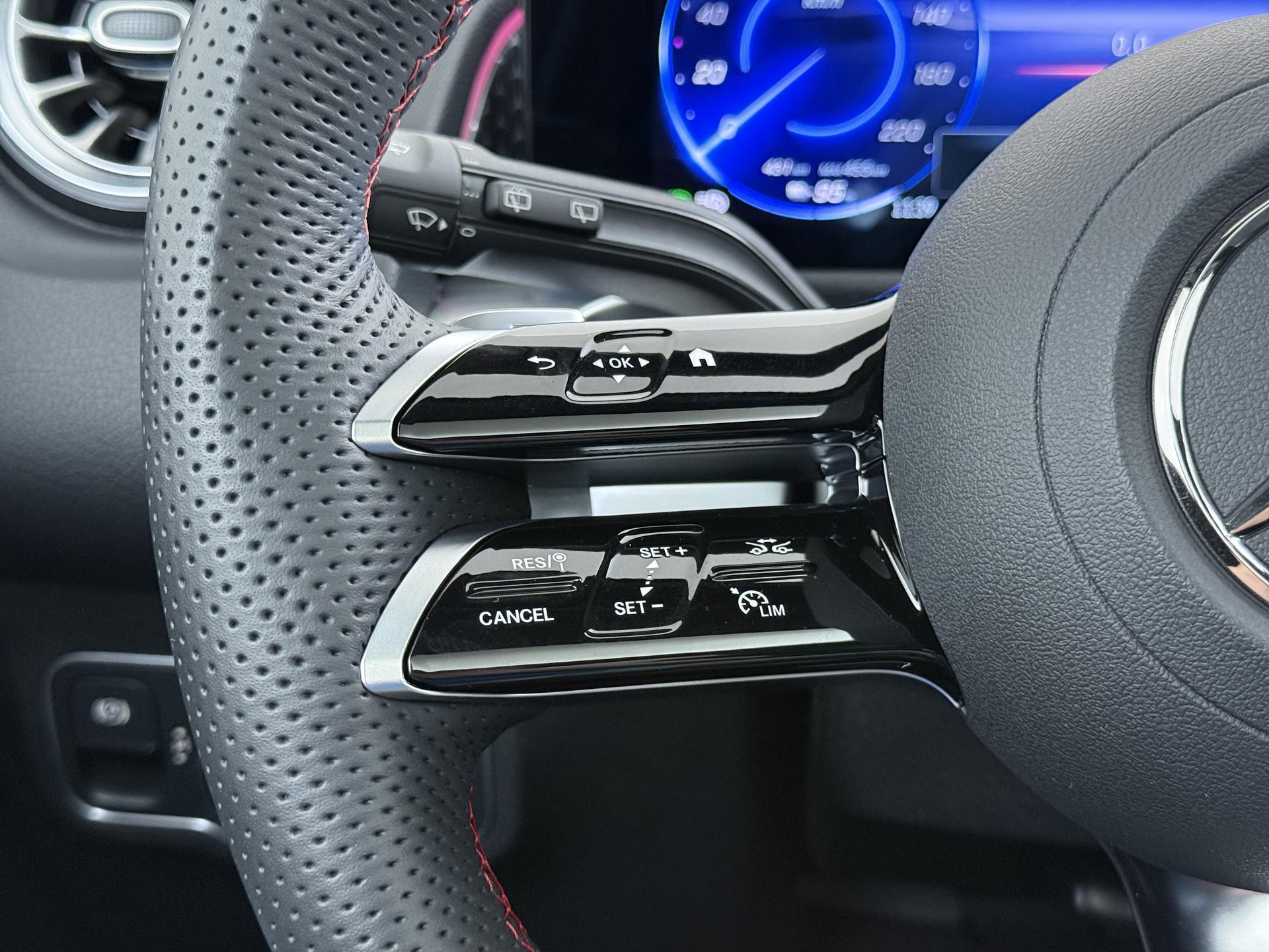 Mercedes-Benz EQB 250+ AMG Line 7-persoons 71 kWh Accu 36