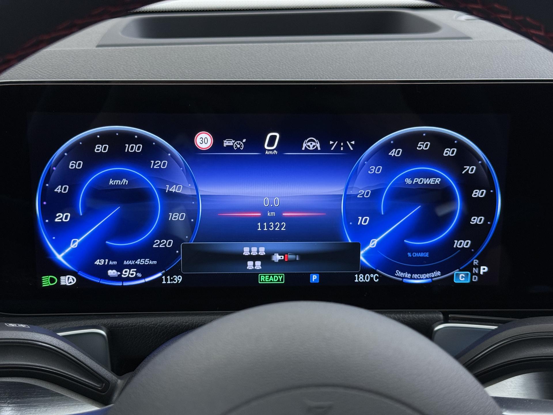 Mercedes-Benz EQB 250+ AMG Line 7-persoons 71 kWh Accu 38