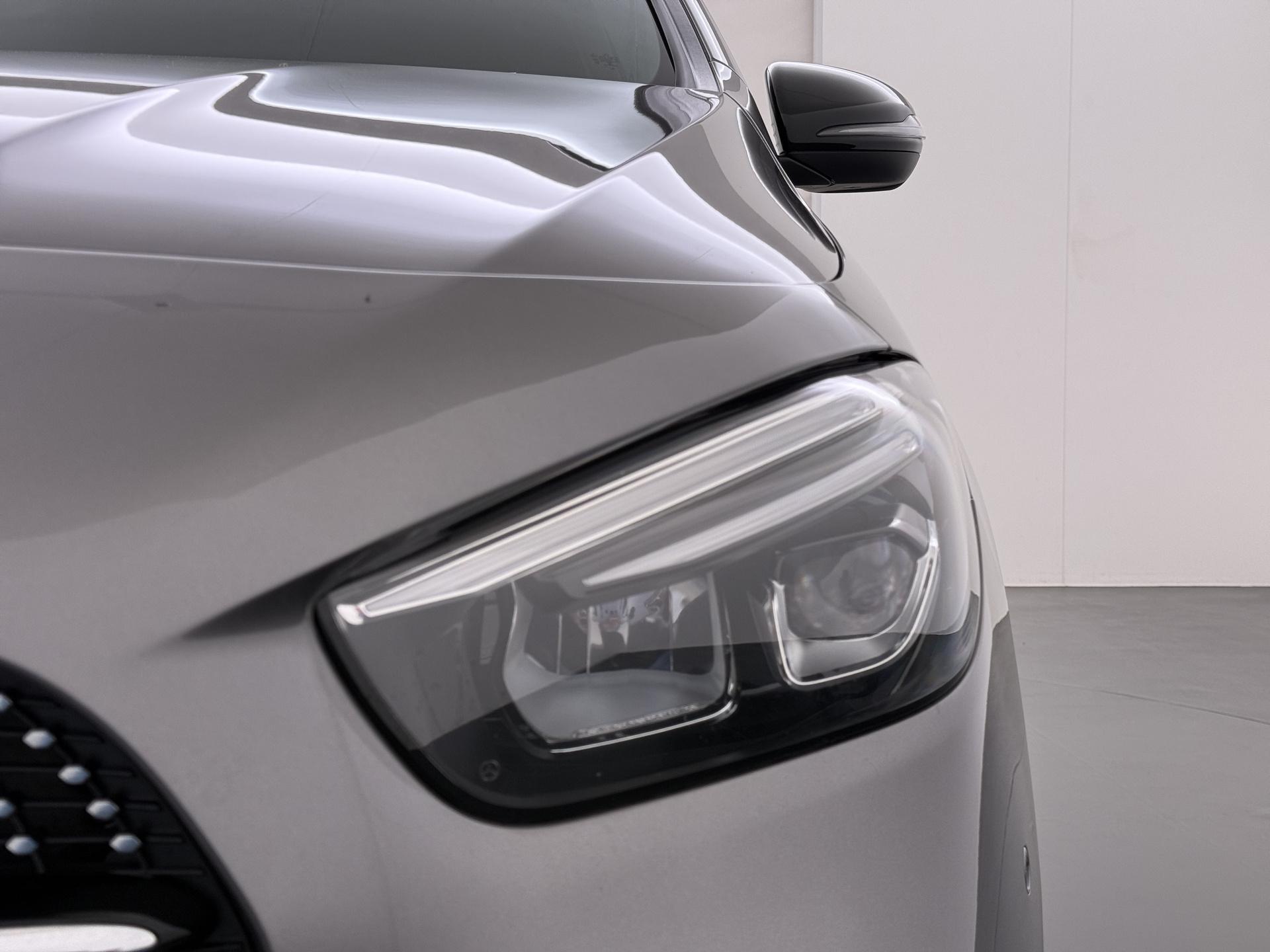 Mercedes-Benz B-klasse 180 AMG Business Solution 19