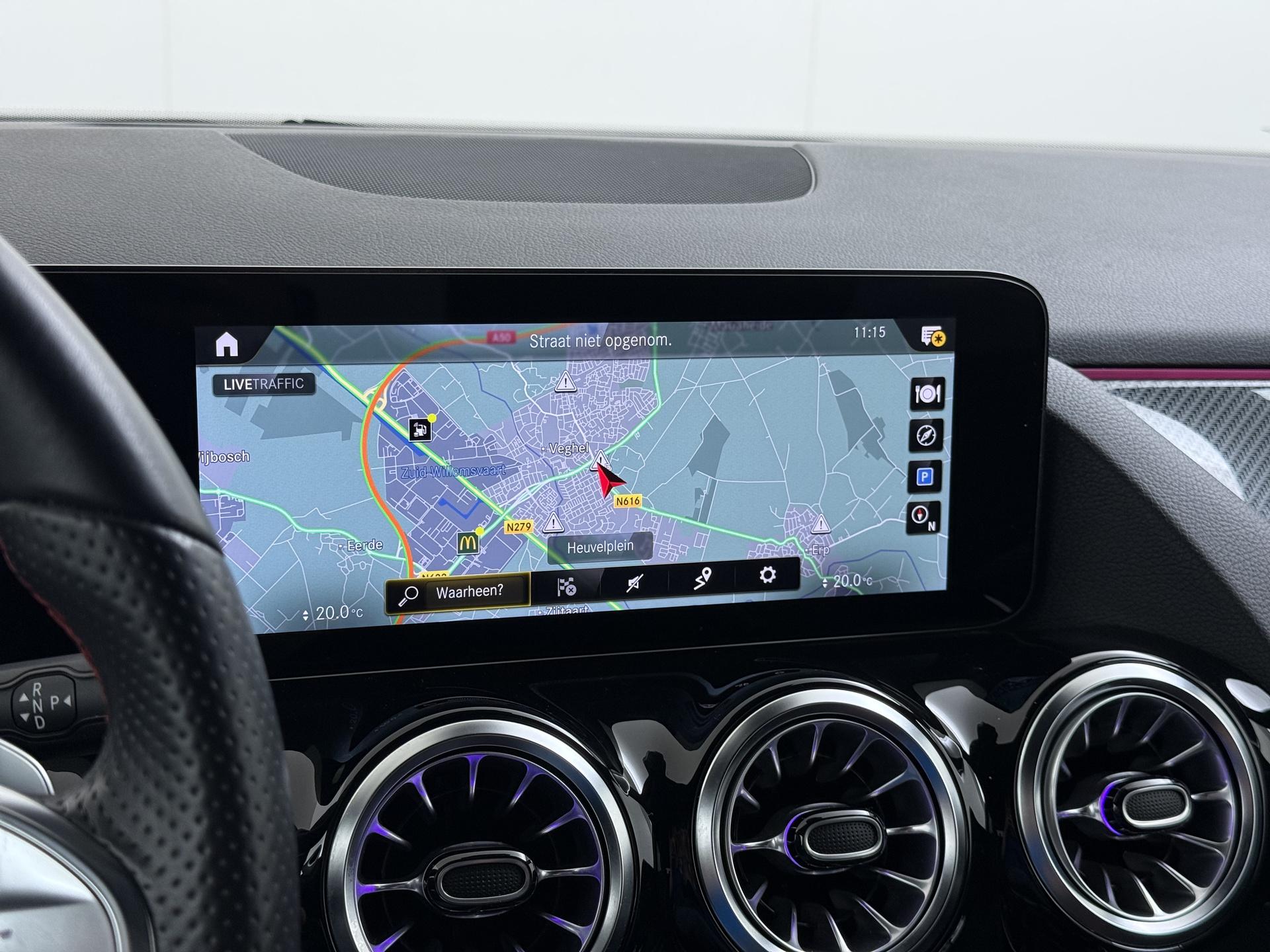 Mercedes-Benz B-klasse 180 AMG Business Solution 38