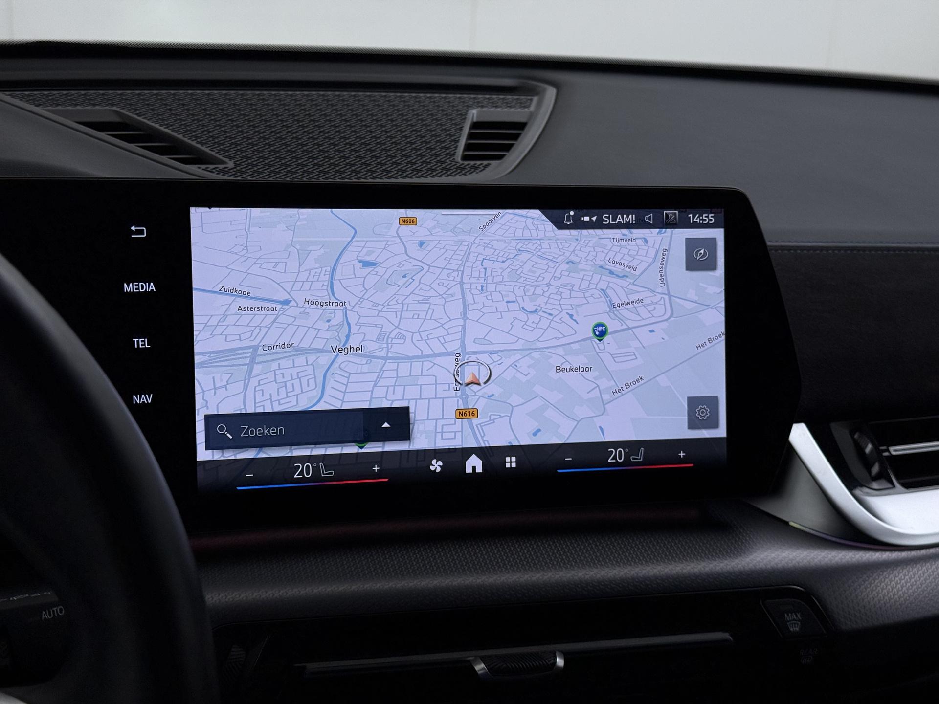 BMW iX2 xDrive30 67 kWh 12