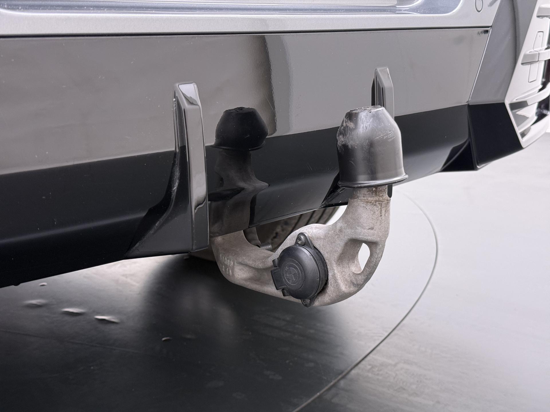 BMW iX2 xDrive30 67 kWh 7