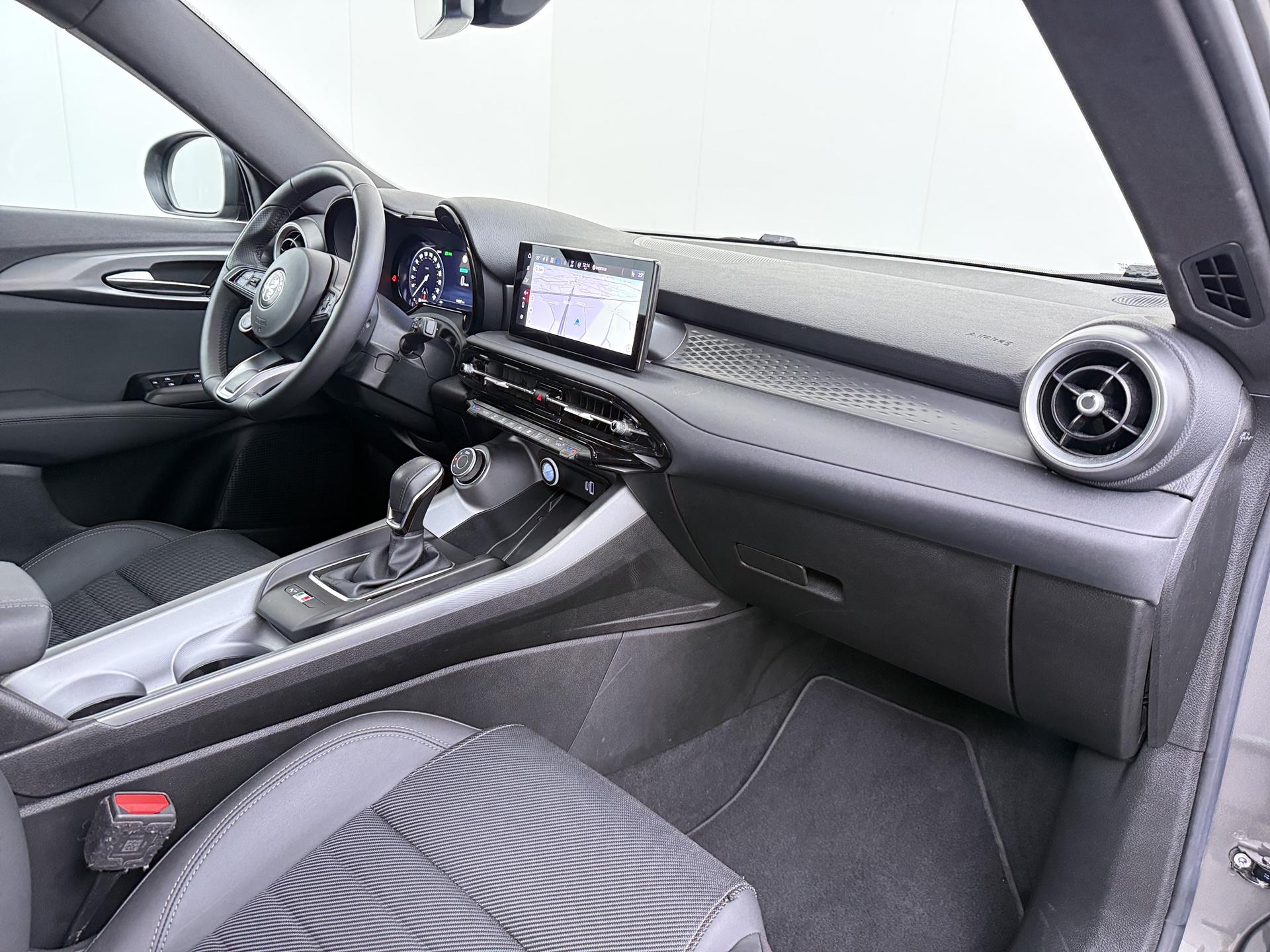 Alfa Romeo Tonale 1.5T Hybrid Sprint 32