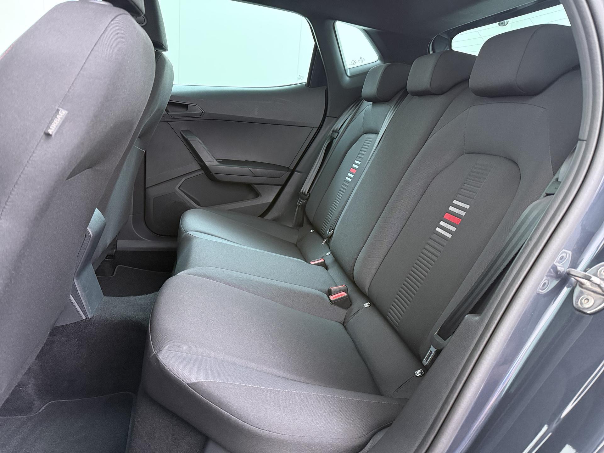 SEAT Ibiza 1.0 TSI FR Business Intense 19