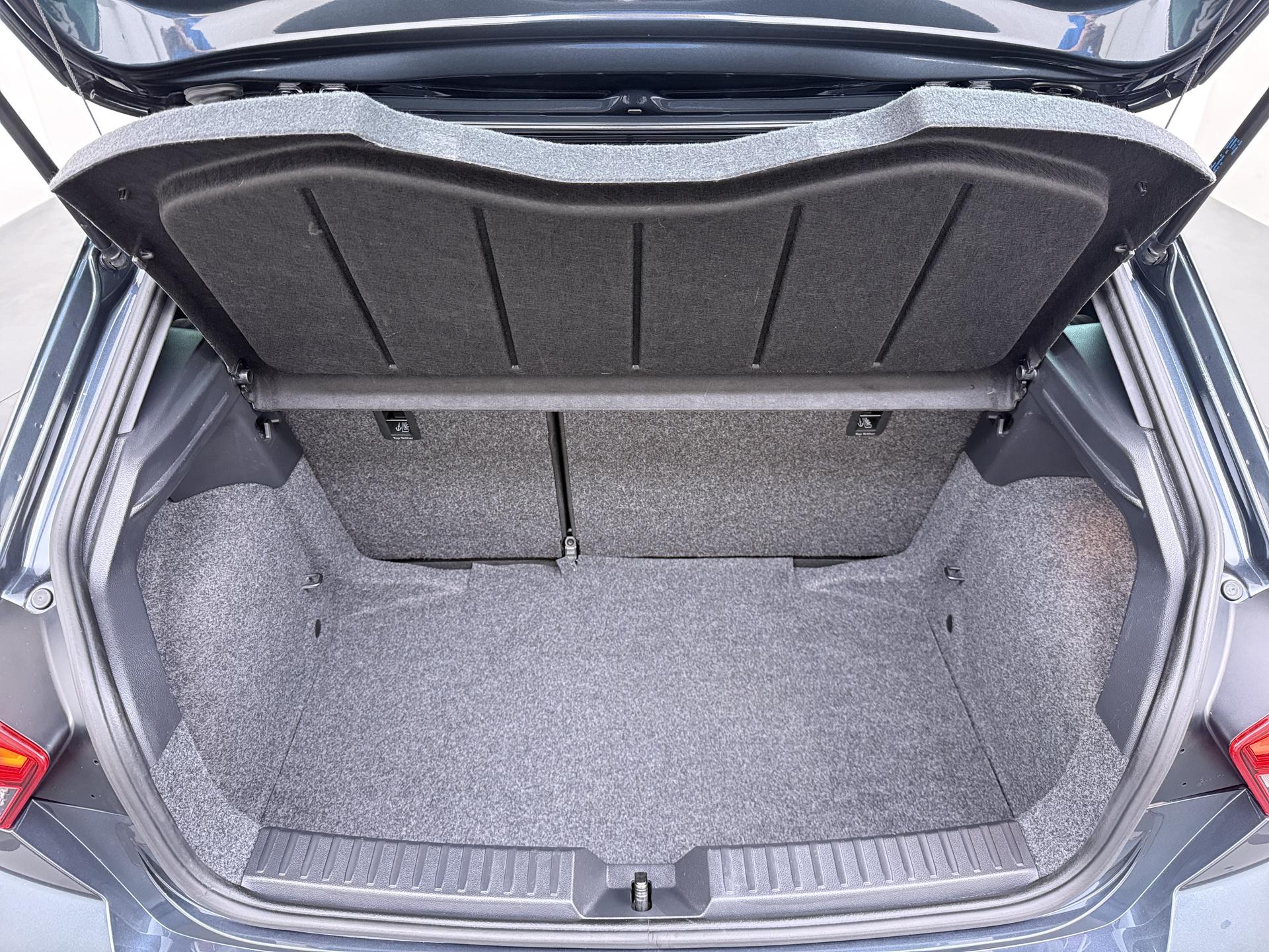 SEAT Ibiza 1.0 TSI FR Business Intense 32