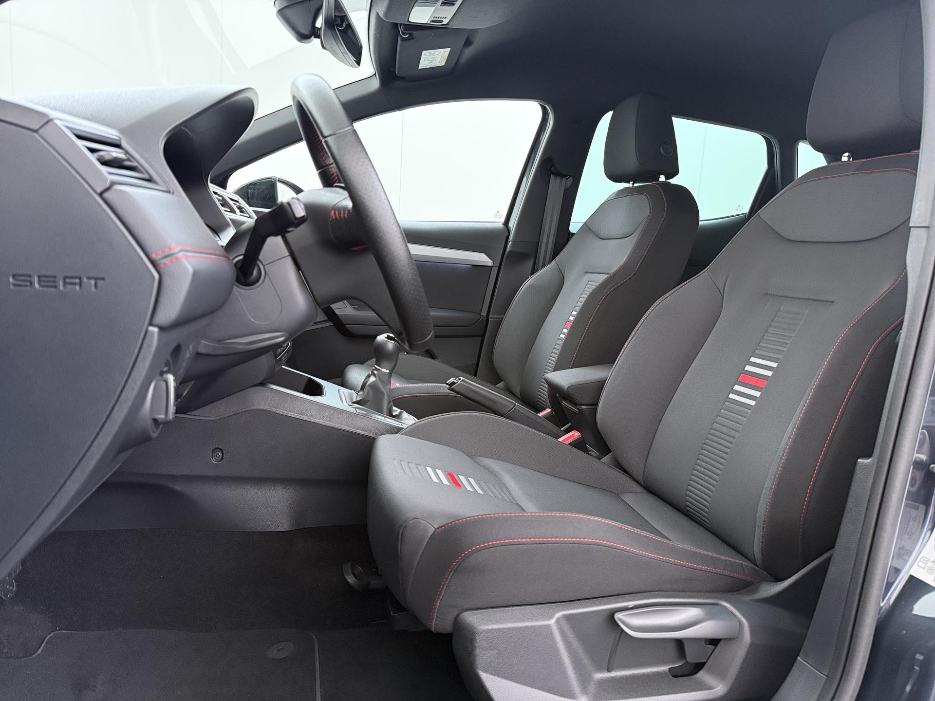 SEAT Ibiza 1.0 TSI FR Business Intense 6