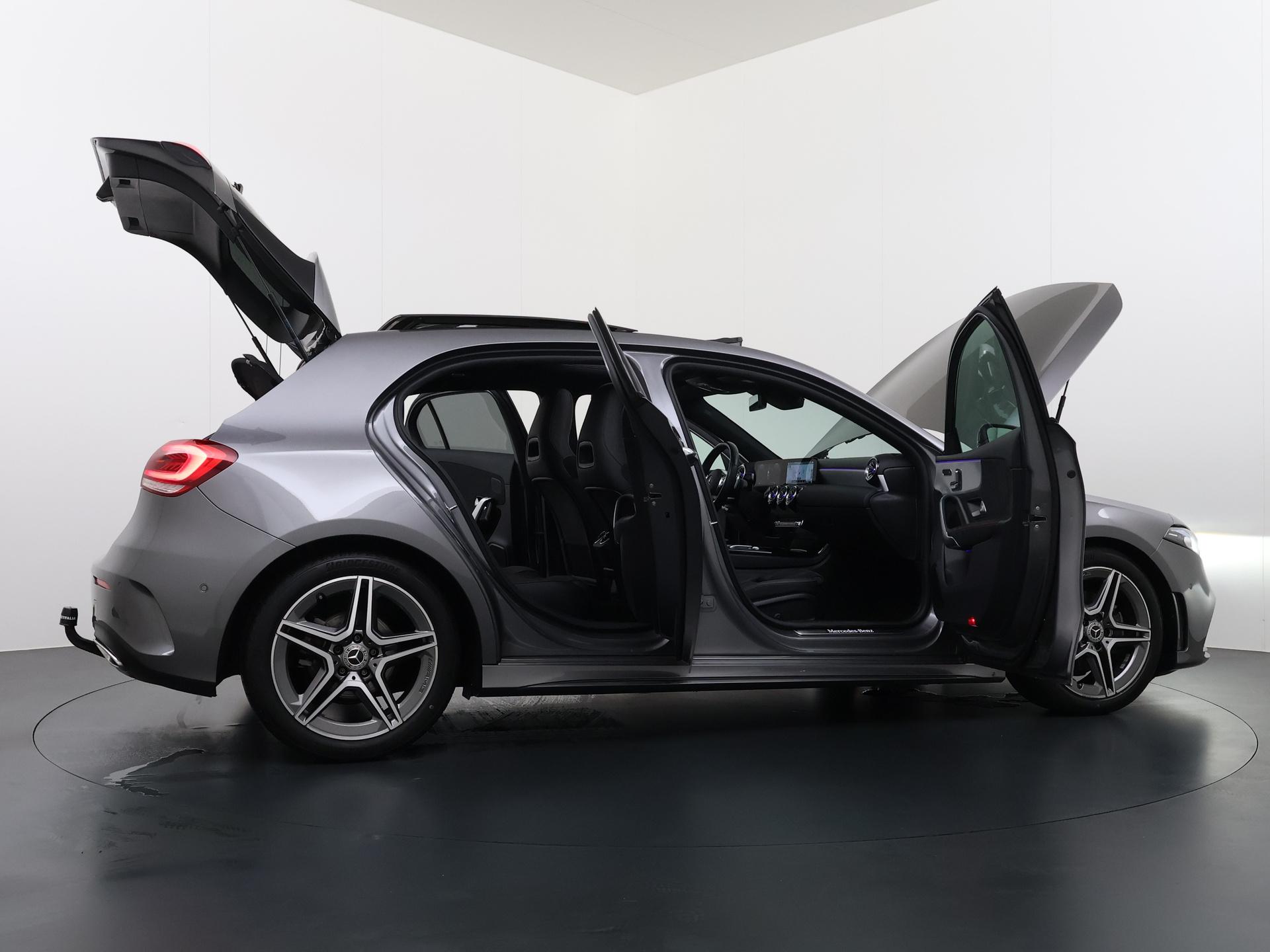 Mercedes-Benz A-klasse 180 AMG Business Solution 16