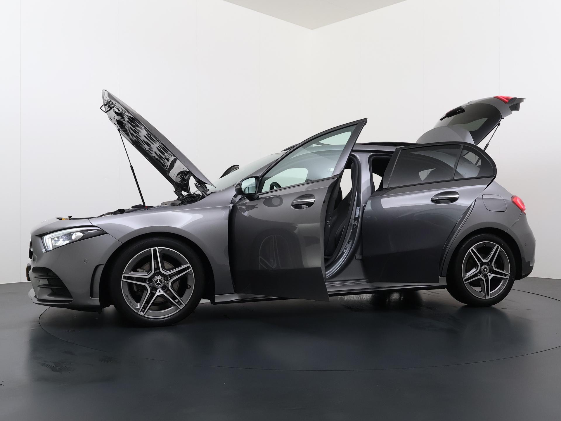 Mercedes-Benz A-klasse 180 AMG Business Solution 17