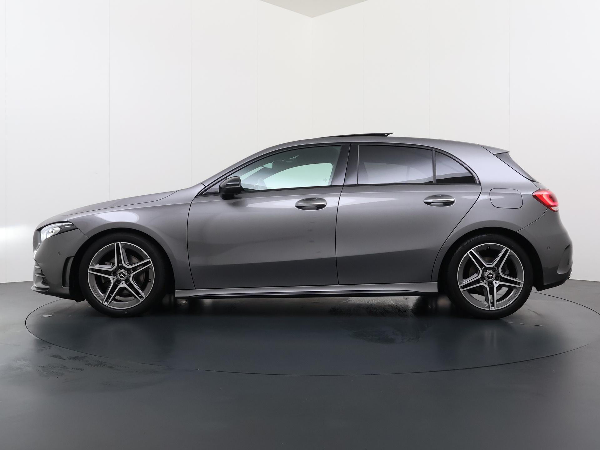 Mercedes-Benz A-klasse 180 AMG Business Solution 2