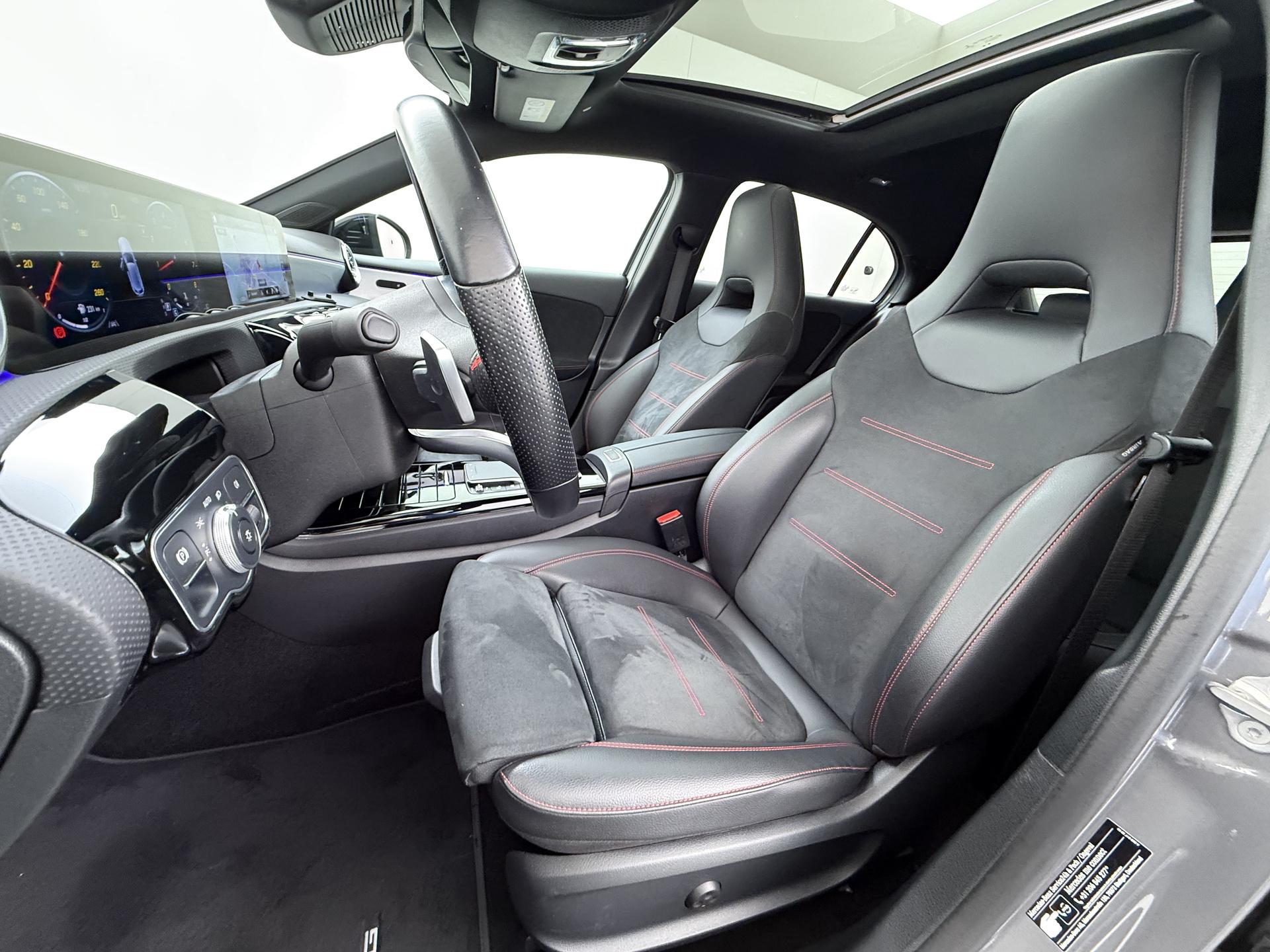 Mercedes-Benz A-klasse 180 AMG Business Solution 25