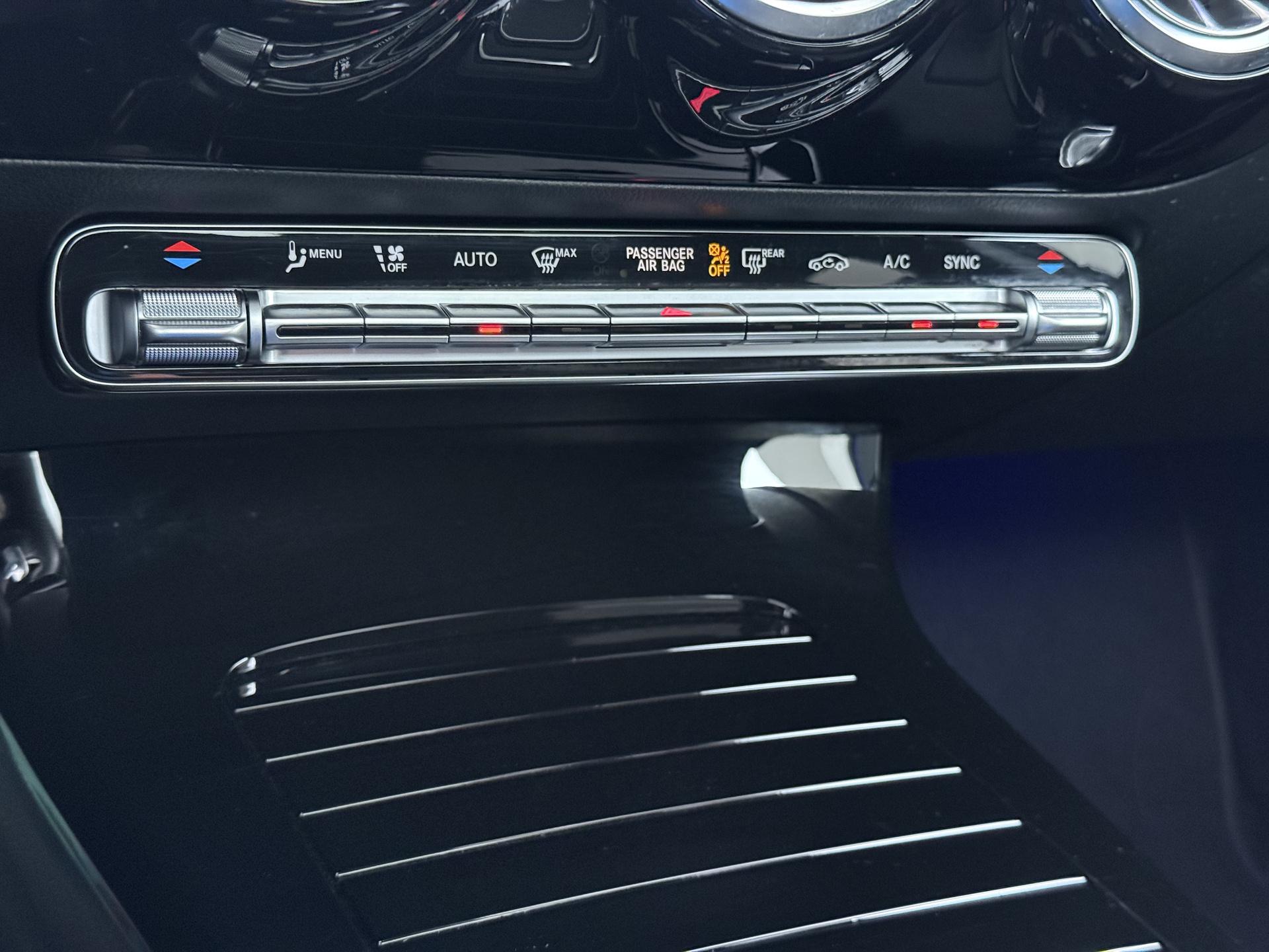 Mercedes-Benz A-klasse 180 AMG Business Solution 45