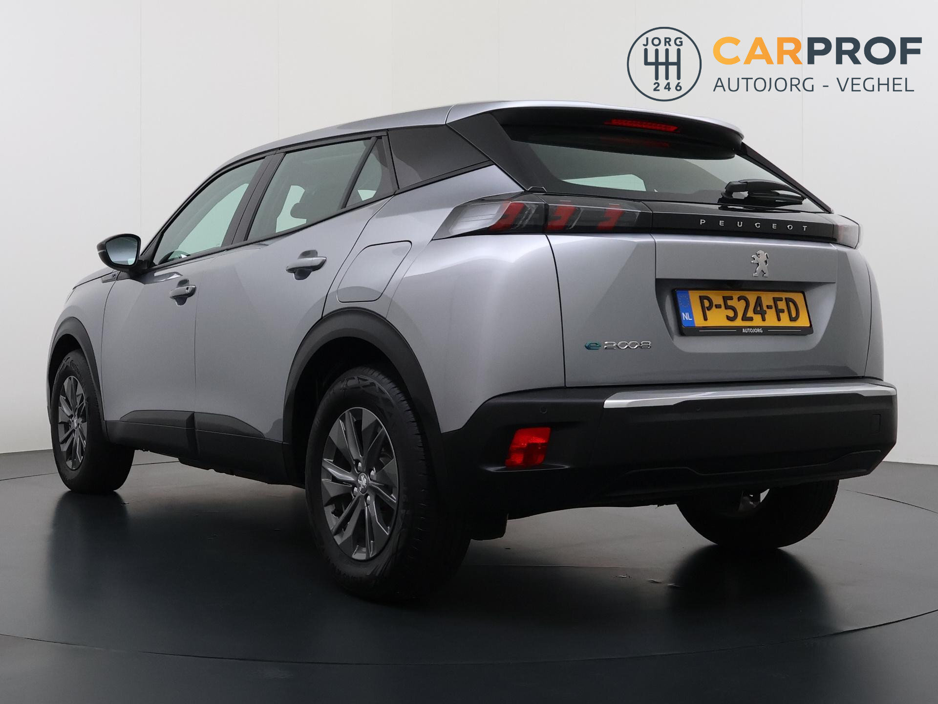 Peugeot e-2008 EV Active Pack 50 kWh 1