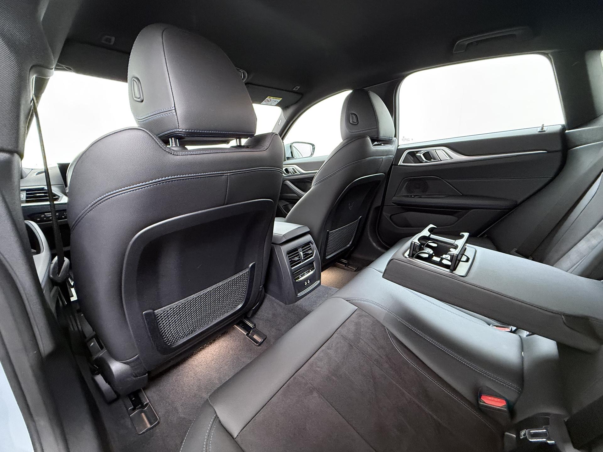 BMW i4 eDrive40 84 kWh 15