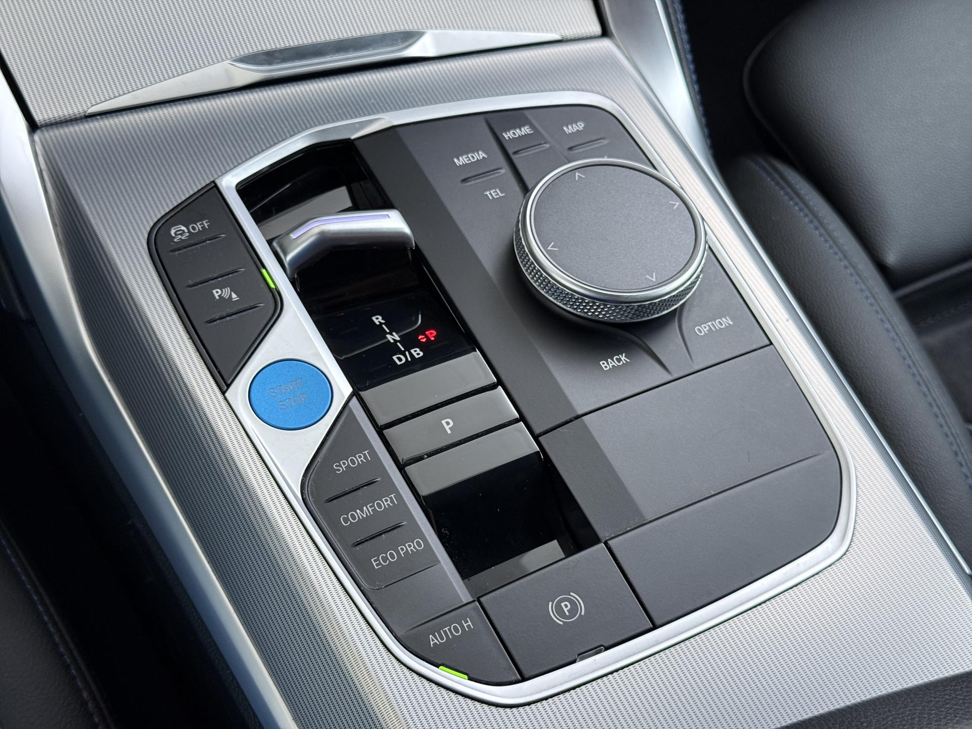 BMW i4 eDrive40 84 kWh 38