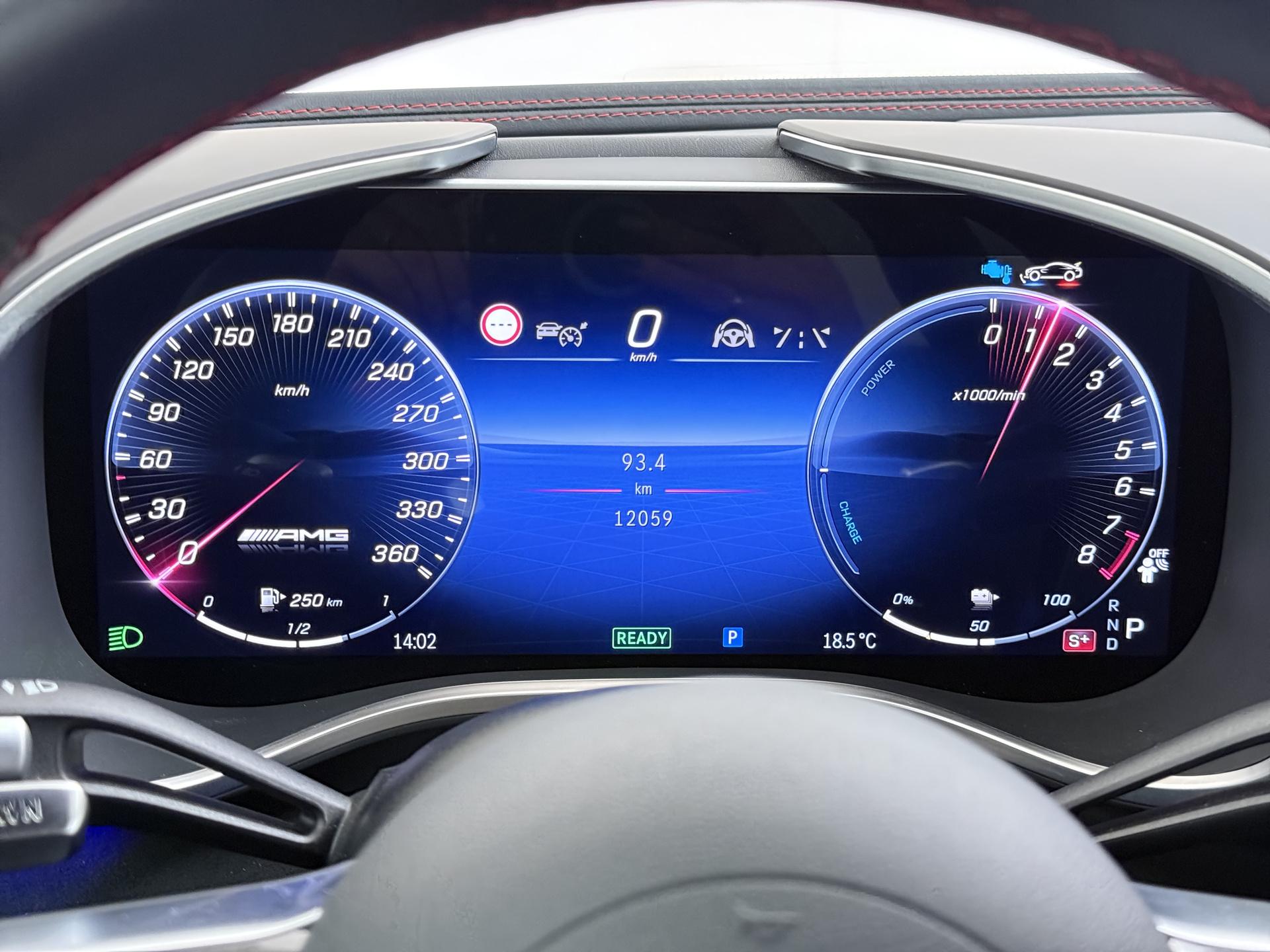 Mercedes-Benz AMG GT 63 S E Performance 32