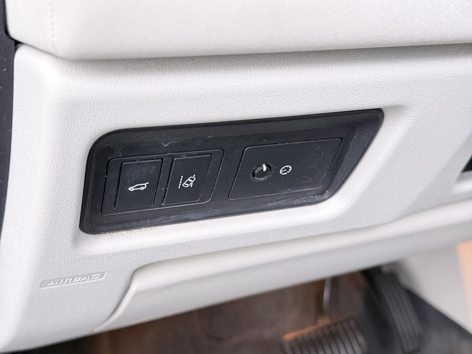 Land Rover Discovery Sport 2.0 Si4 4WD HSE 15