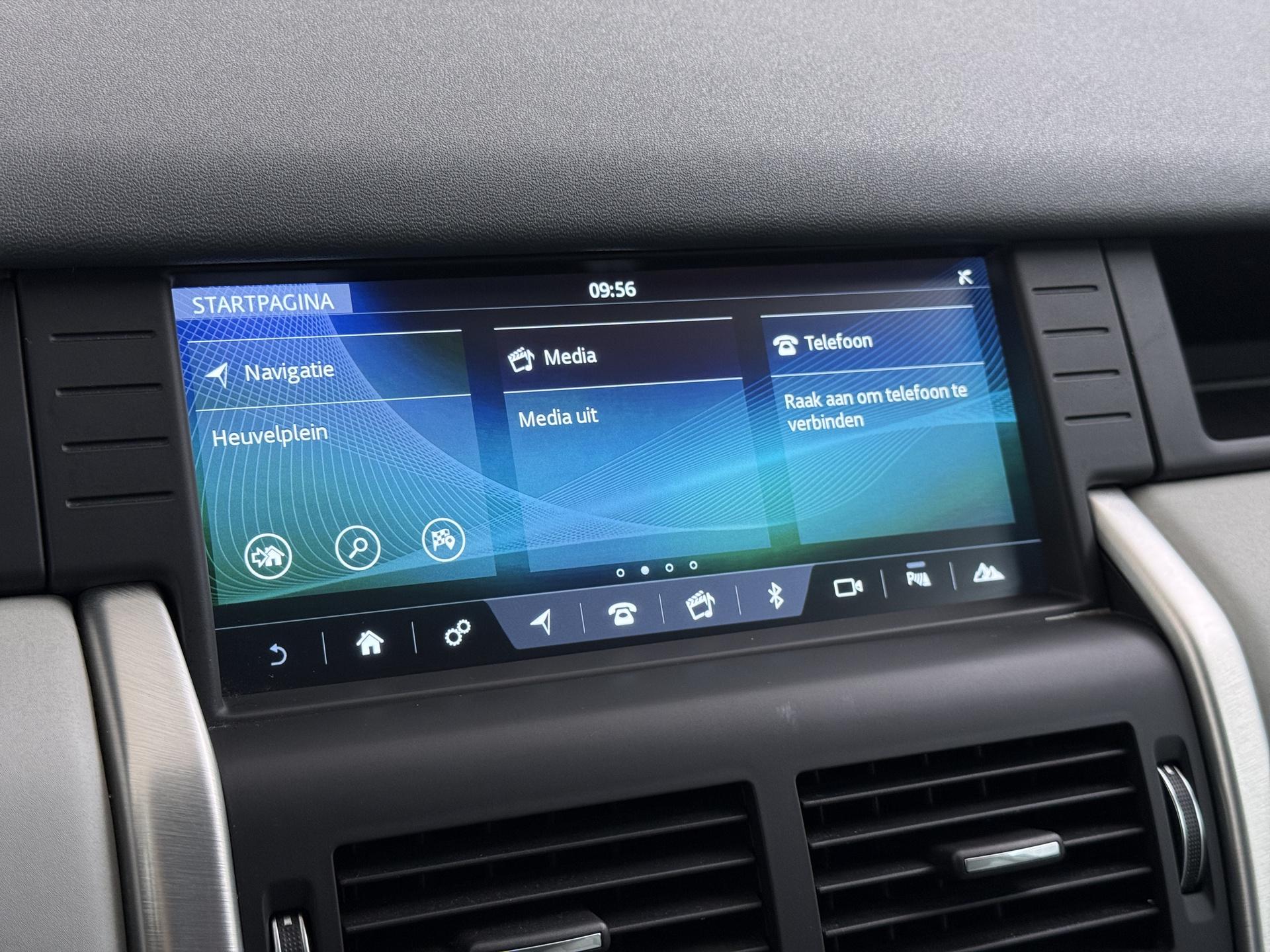 Land Rover Discovery Sport 2.0 Si4 4WD HSE 26