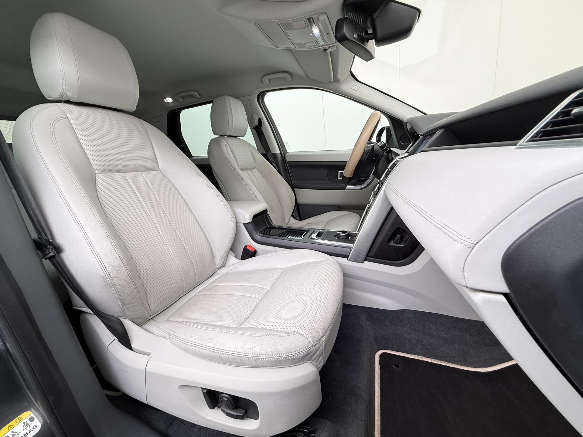 Land Rover Discovery Sport 2.0 Si4 4WD HSE 36