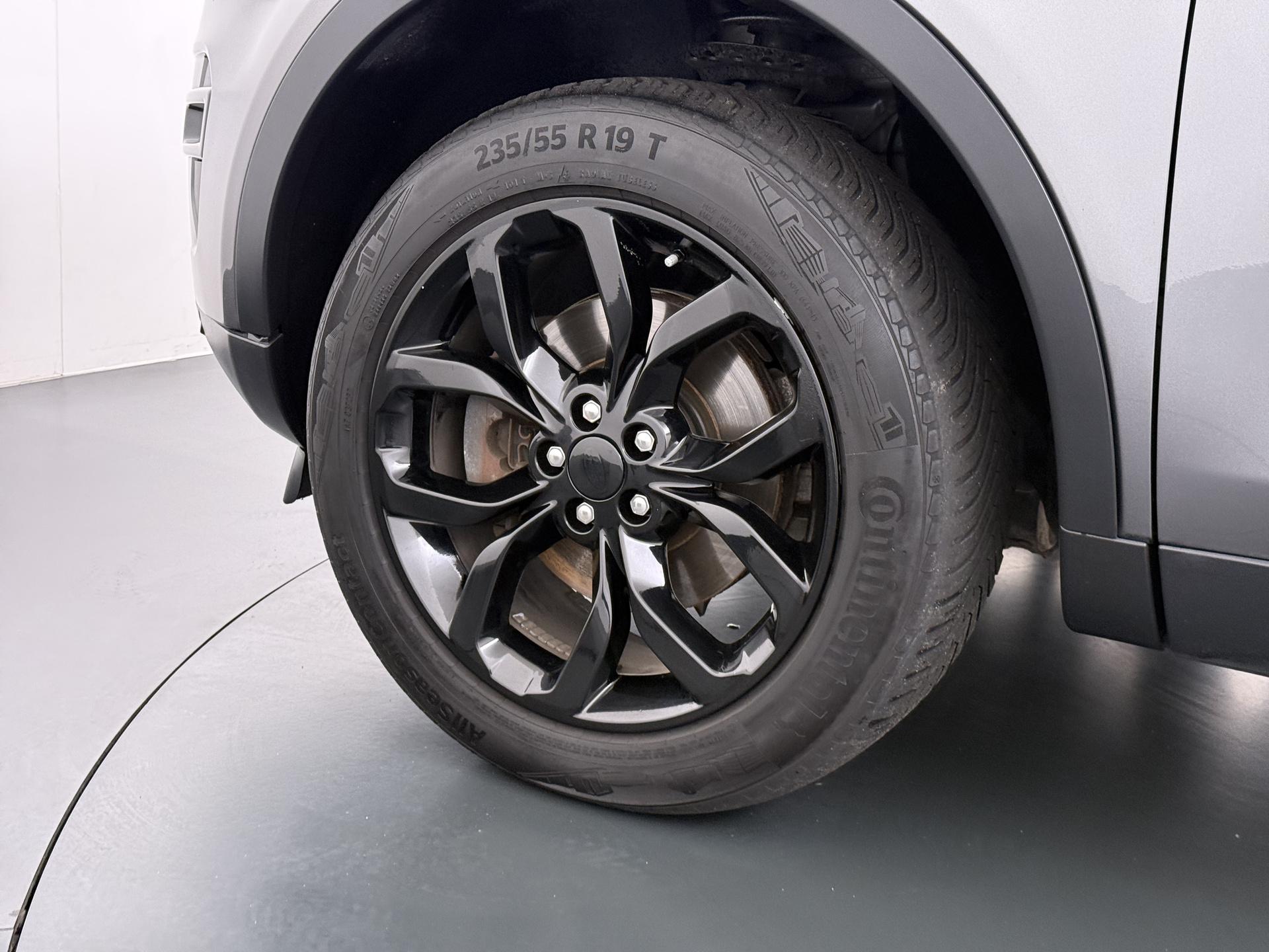 Land Rover Discovery Sport 2.0 Si4 4WD HSE 8