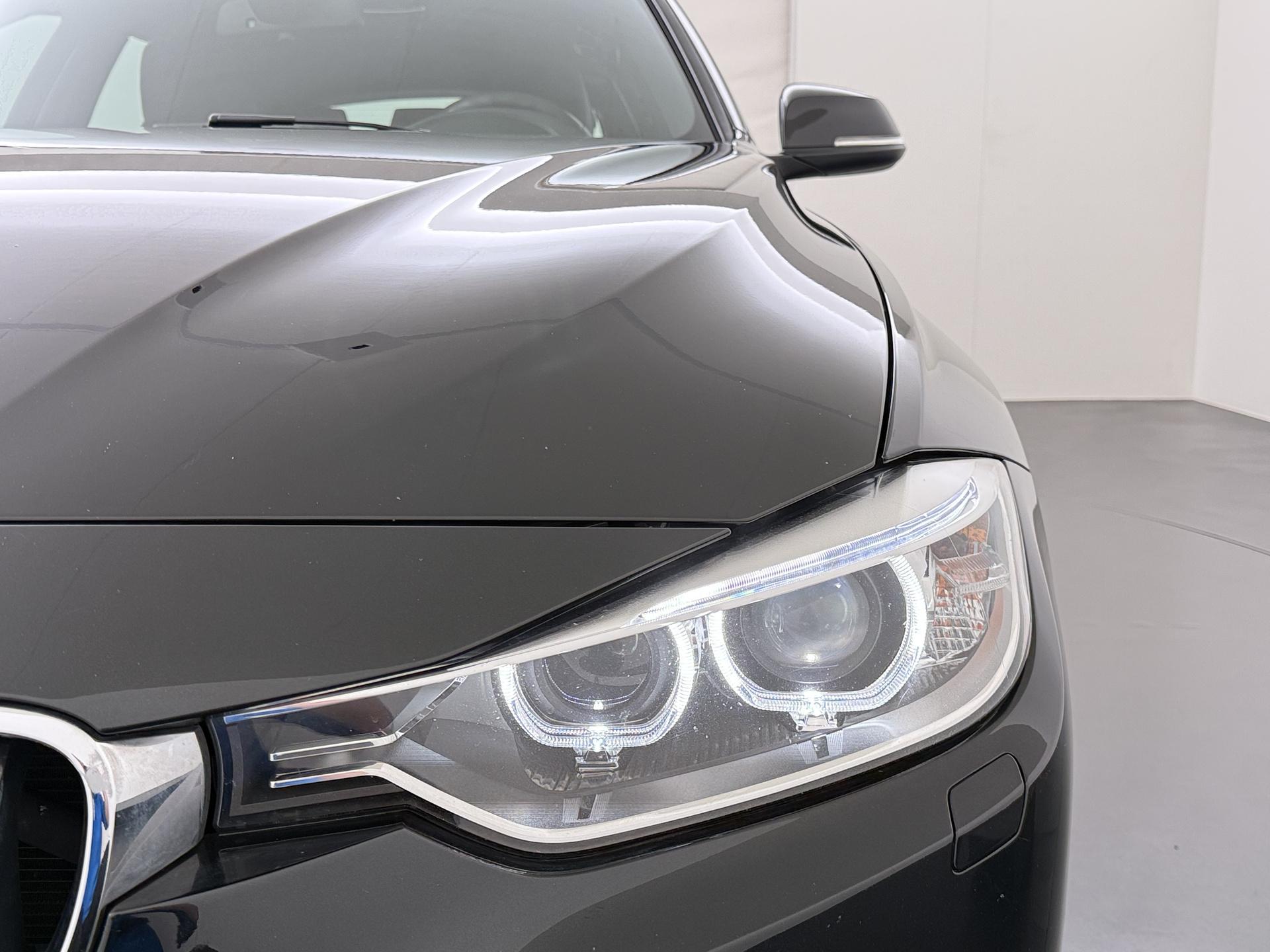 BMW 3-serie Touring 316i Executive 11