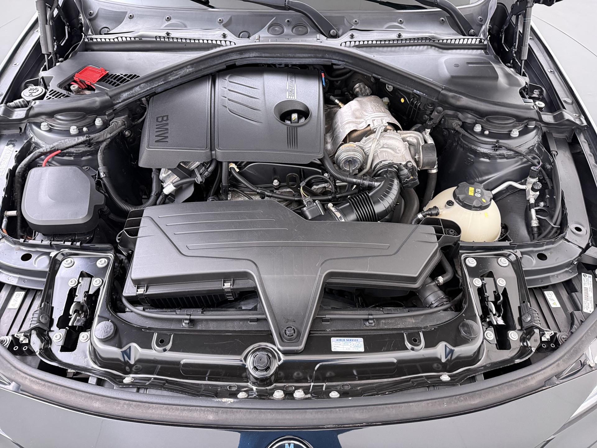 BMW 3-serie Touring 316i Executive 12