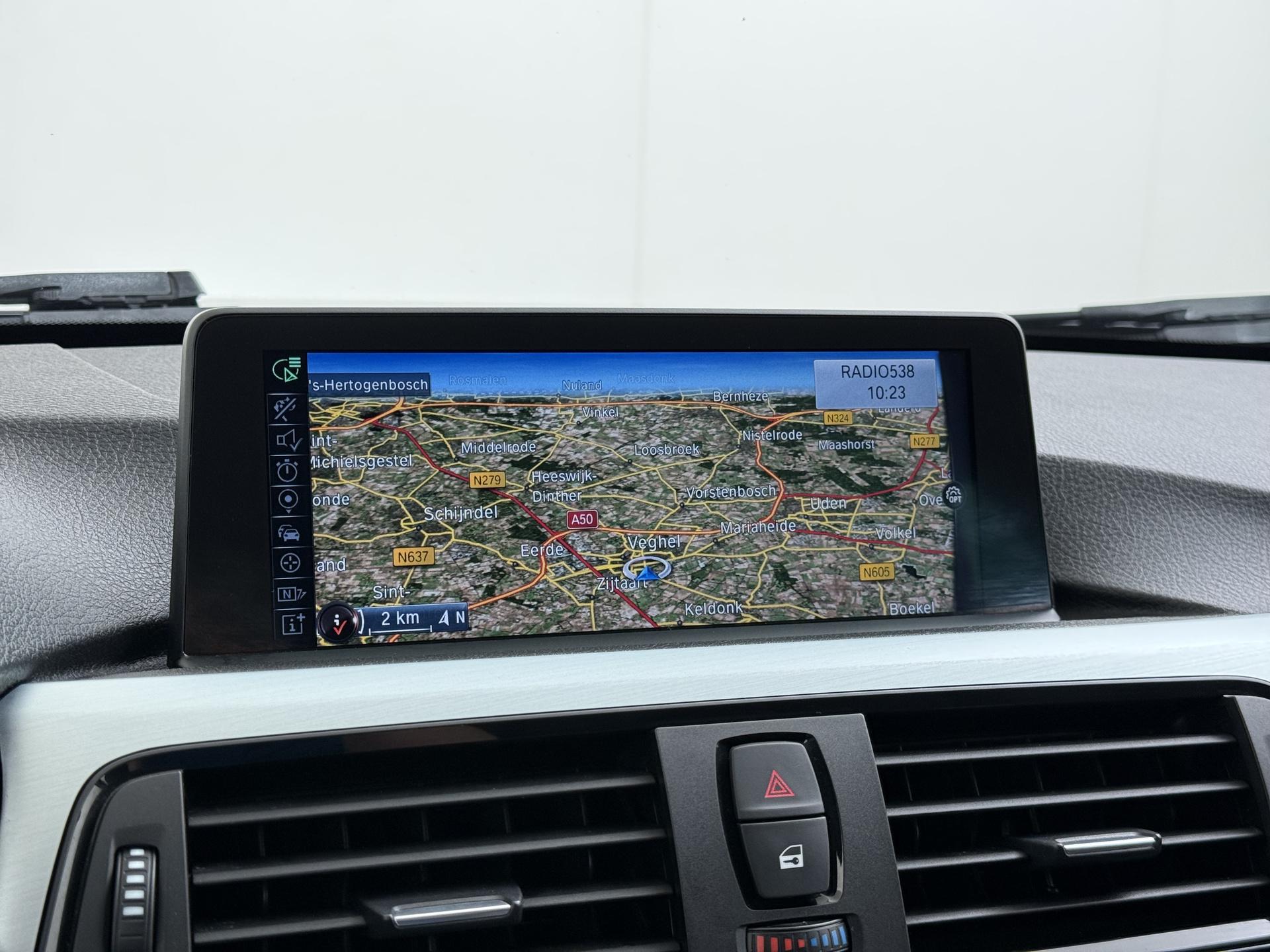 BMW 3-serie Touring 316i Executive 31