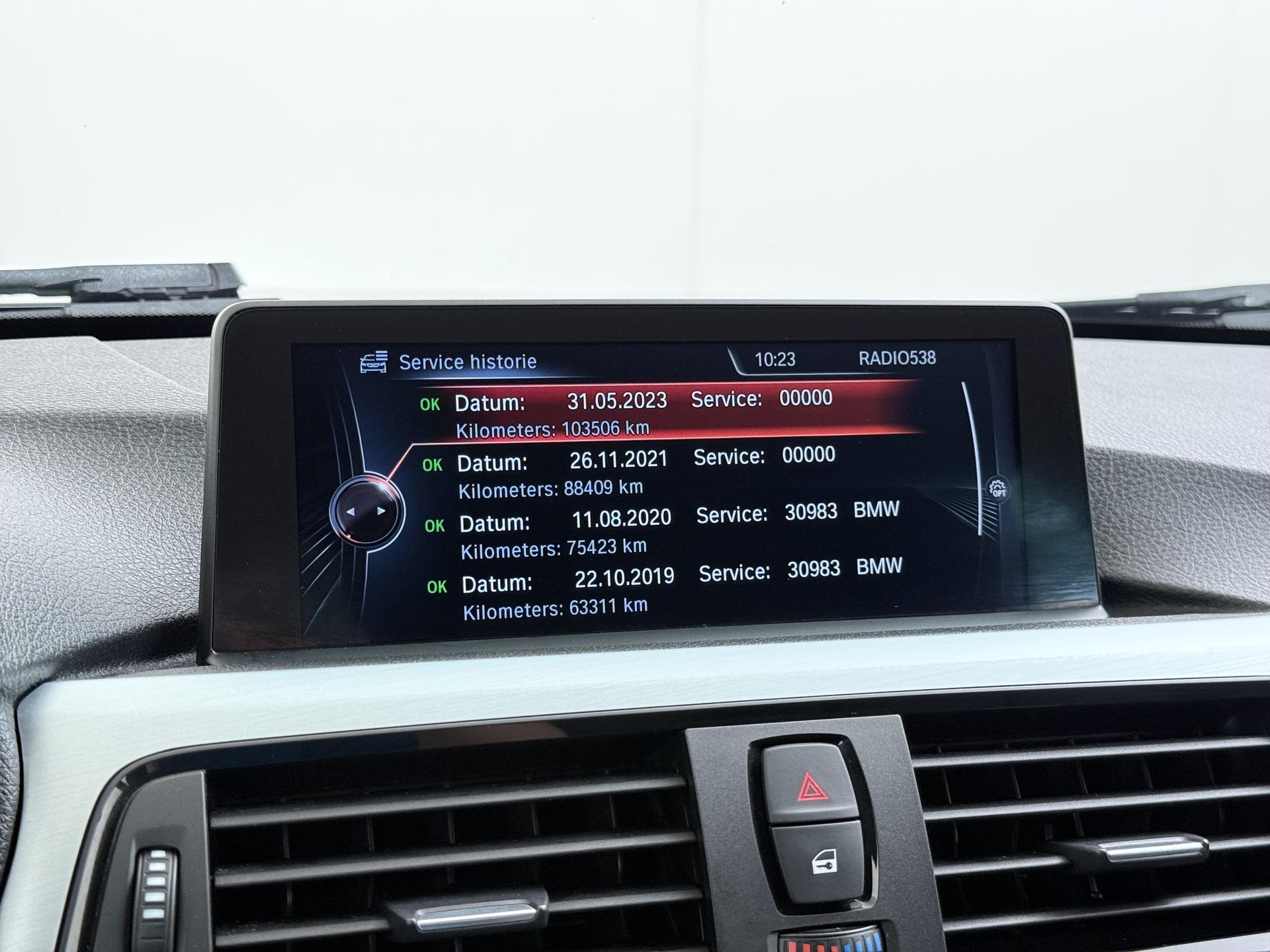 BMW 3-serie Touring 316i Executive 33