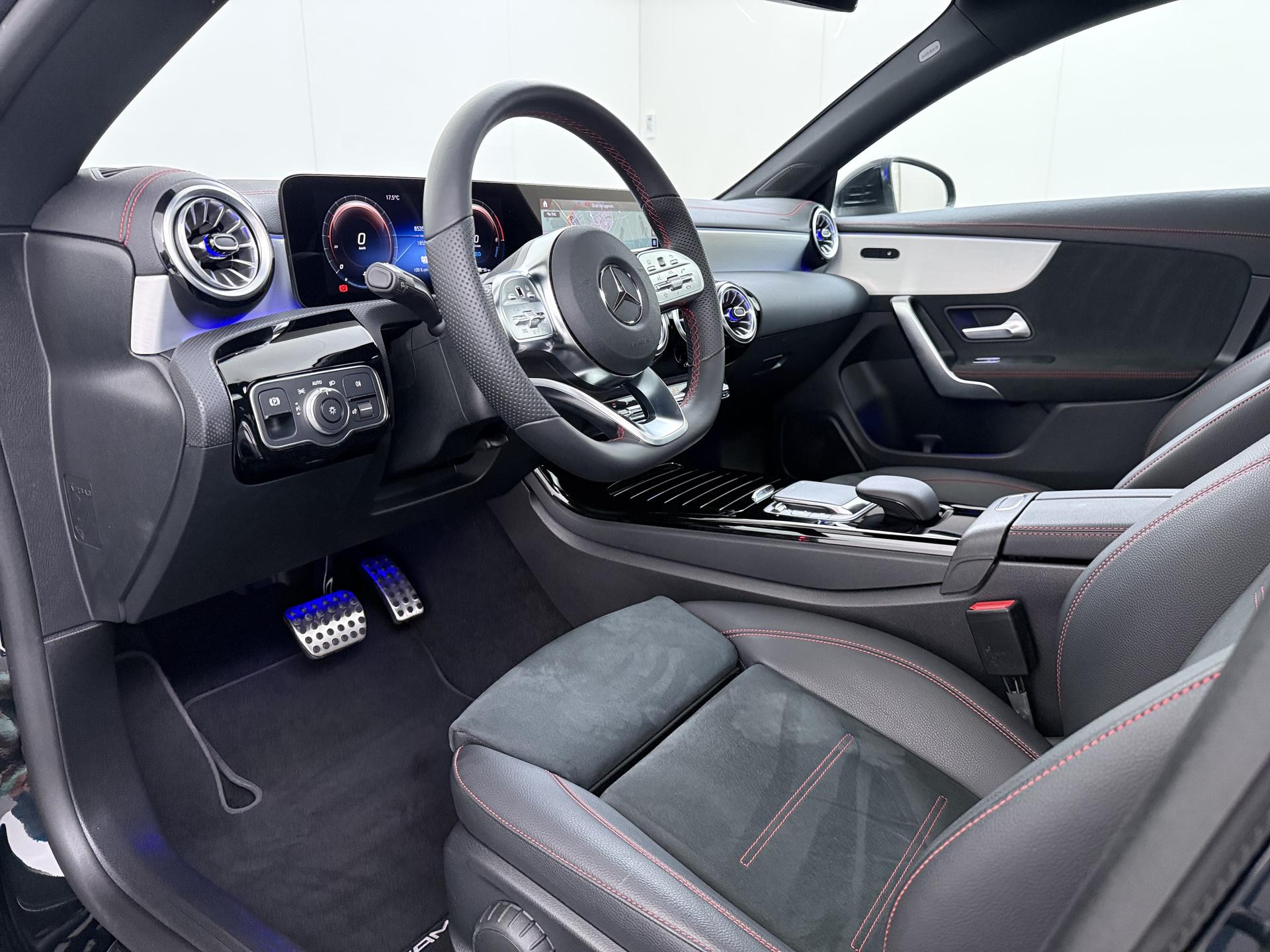 Mercedes-Benz CLA-klasse 250 e AMG Line 1