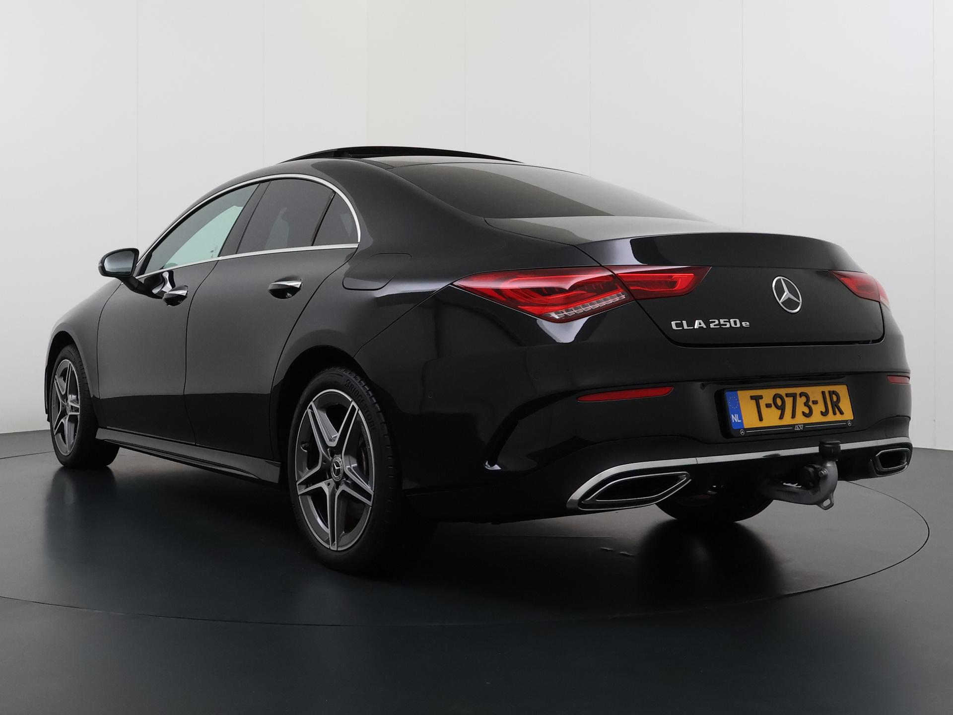 Mercedes-Benz CLA-klasse 250 e AMG Line 4