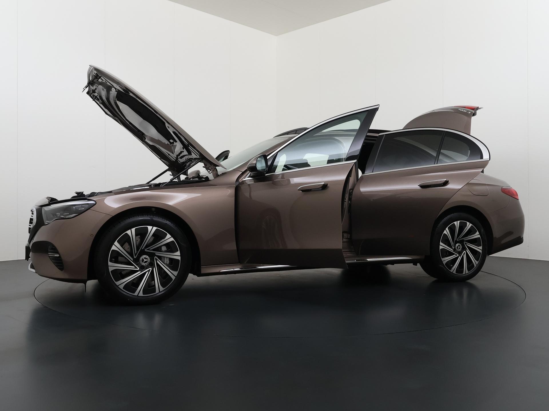 Mercedes-Benz E-klasse 300 e 4MATIC Exclusive Line 14