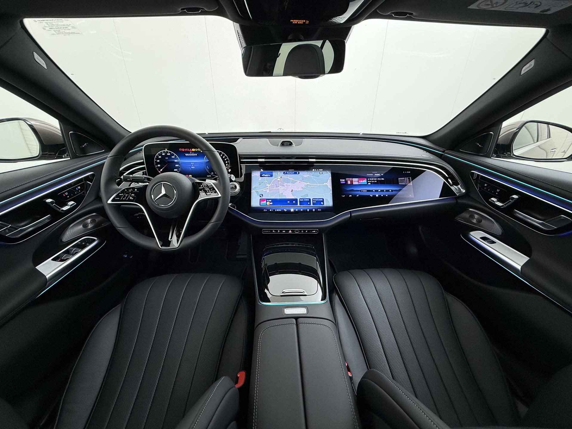 Mercedes-Benz E-klasse 300 e 4MATIC Exclusive Line 28