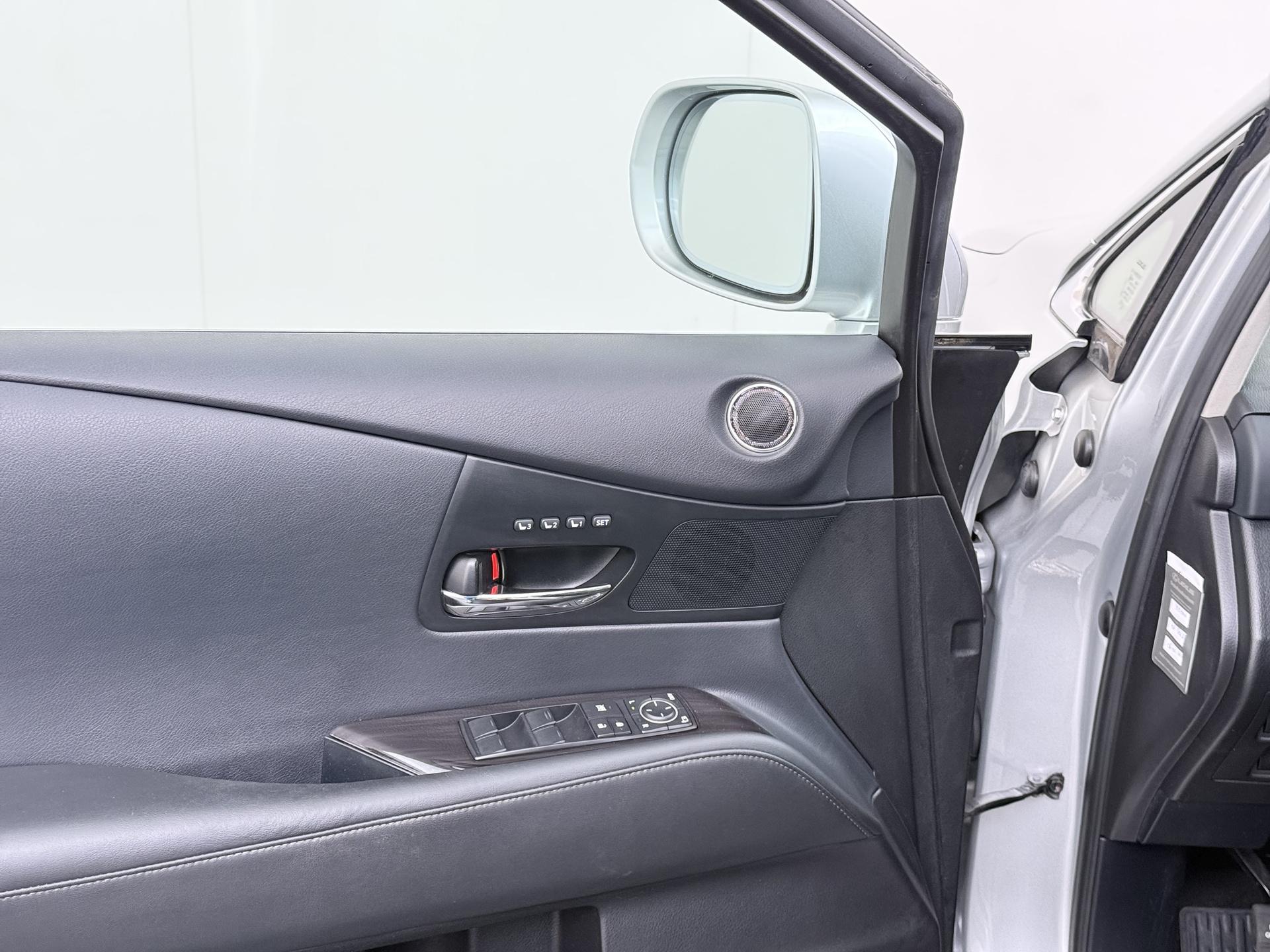 Lexus RX 450h 4WD Comfort Line 12