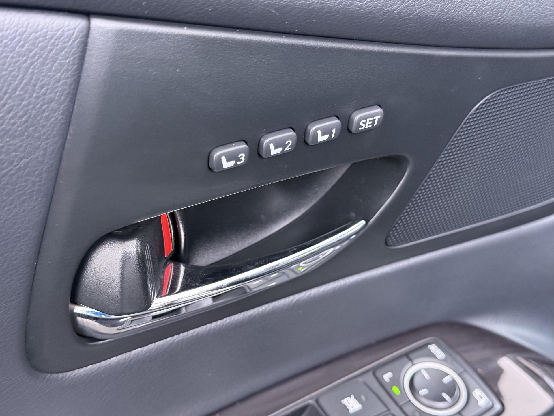 Lexus RX 450h 4WD Comfort Line 16