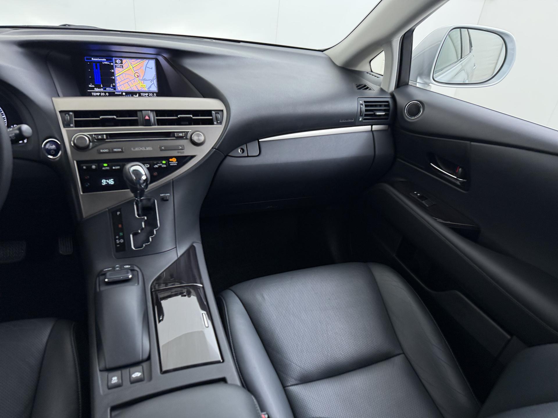 Lexus RX 450h 4WD Comfort Line 23