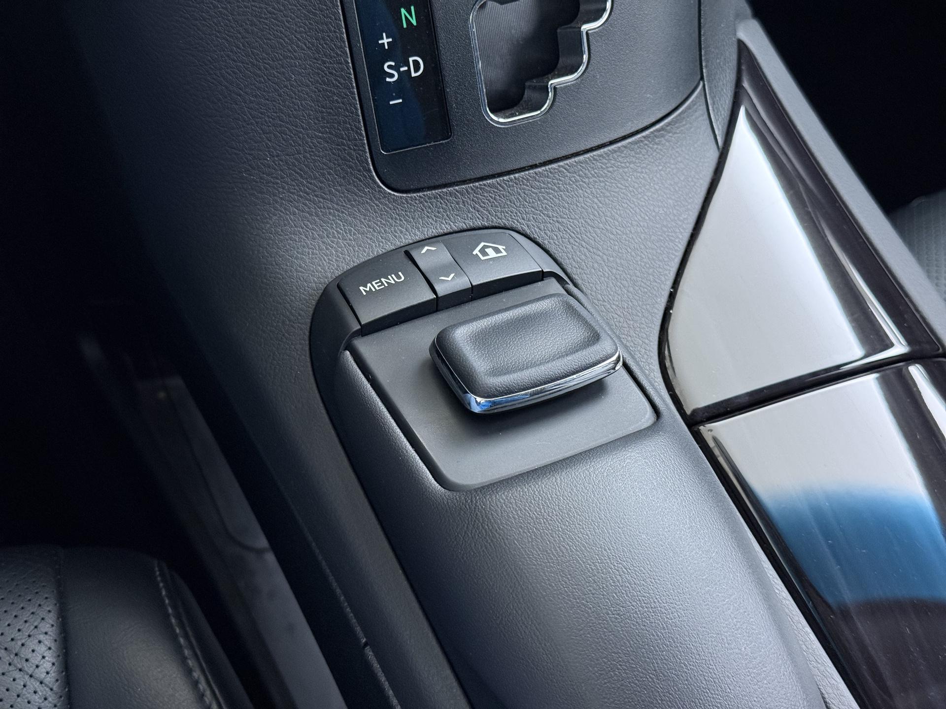 Lexus RX 450h 4WD Comfort Line 36