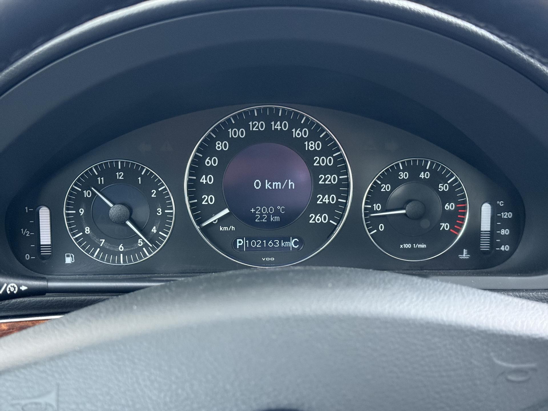 Mercedes-Benz E-klasse 240 Classic 26