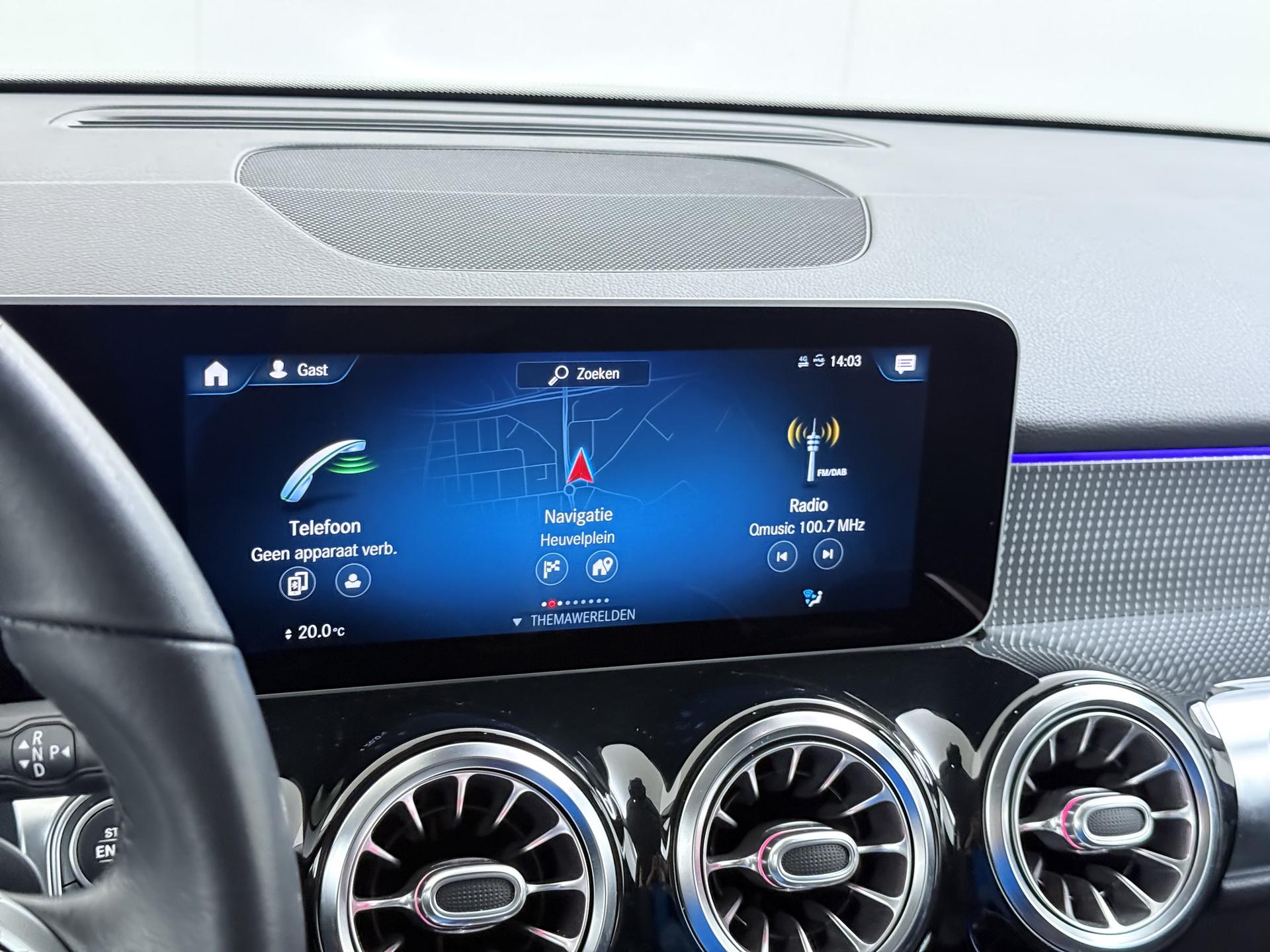 Mercedes-Benz GLB 200 Business Solution AMG 25